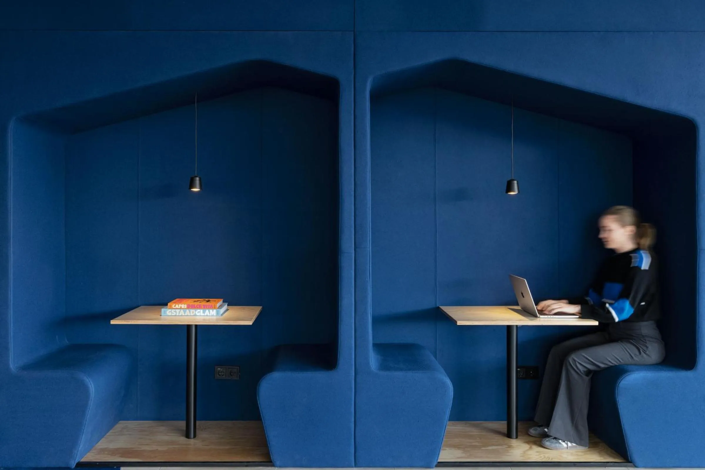 Lounge or bar in The Passenger, a Tribute Portfolio Hotel