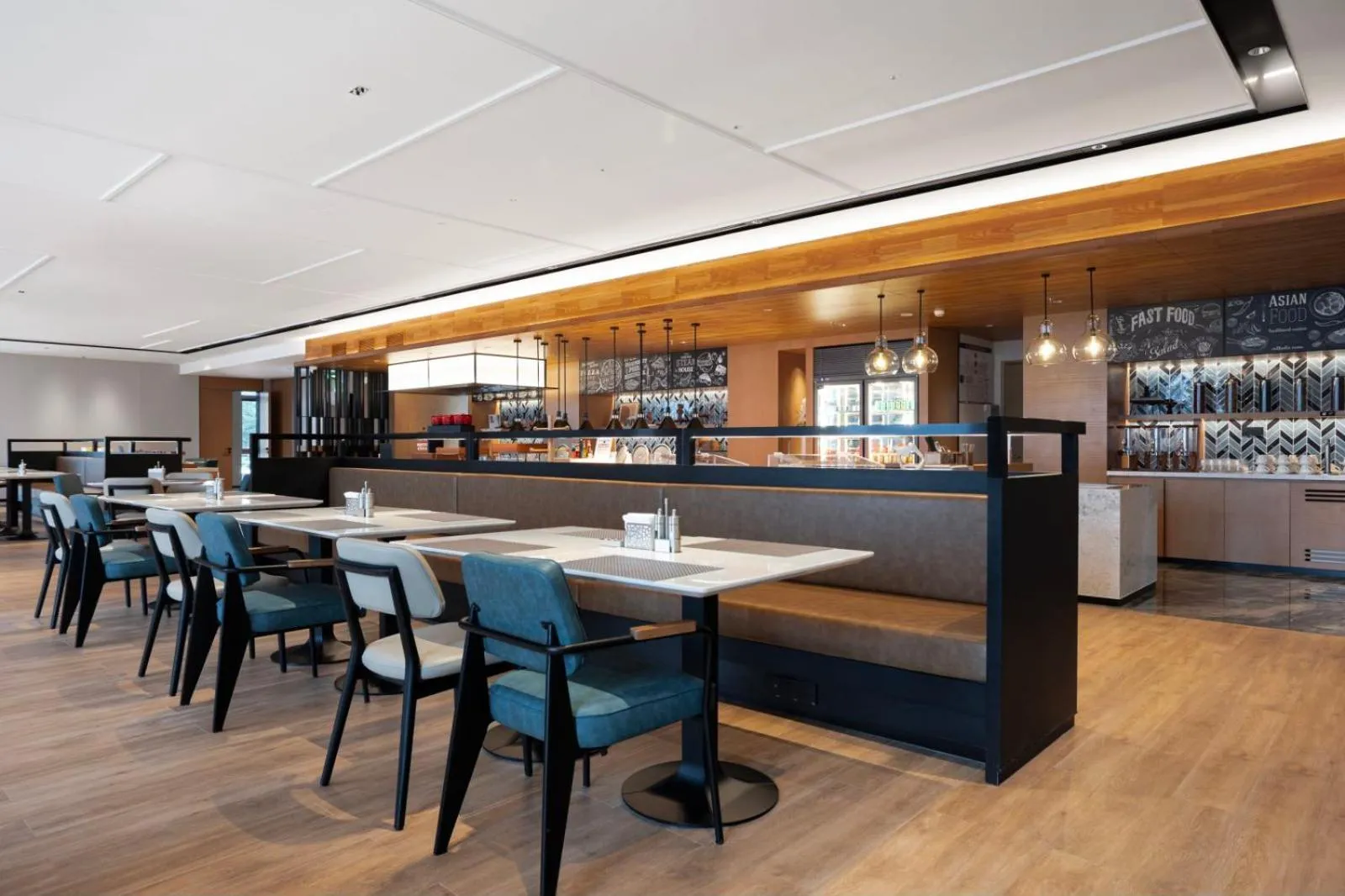 Restaurant/places to eat in Fairfield by Marriott Yantai