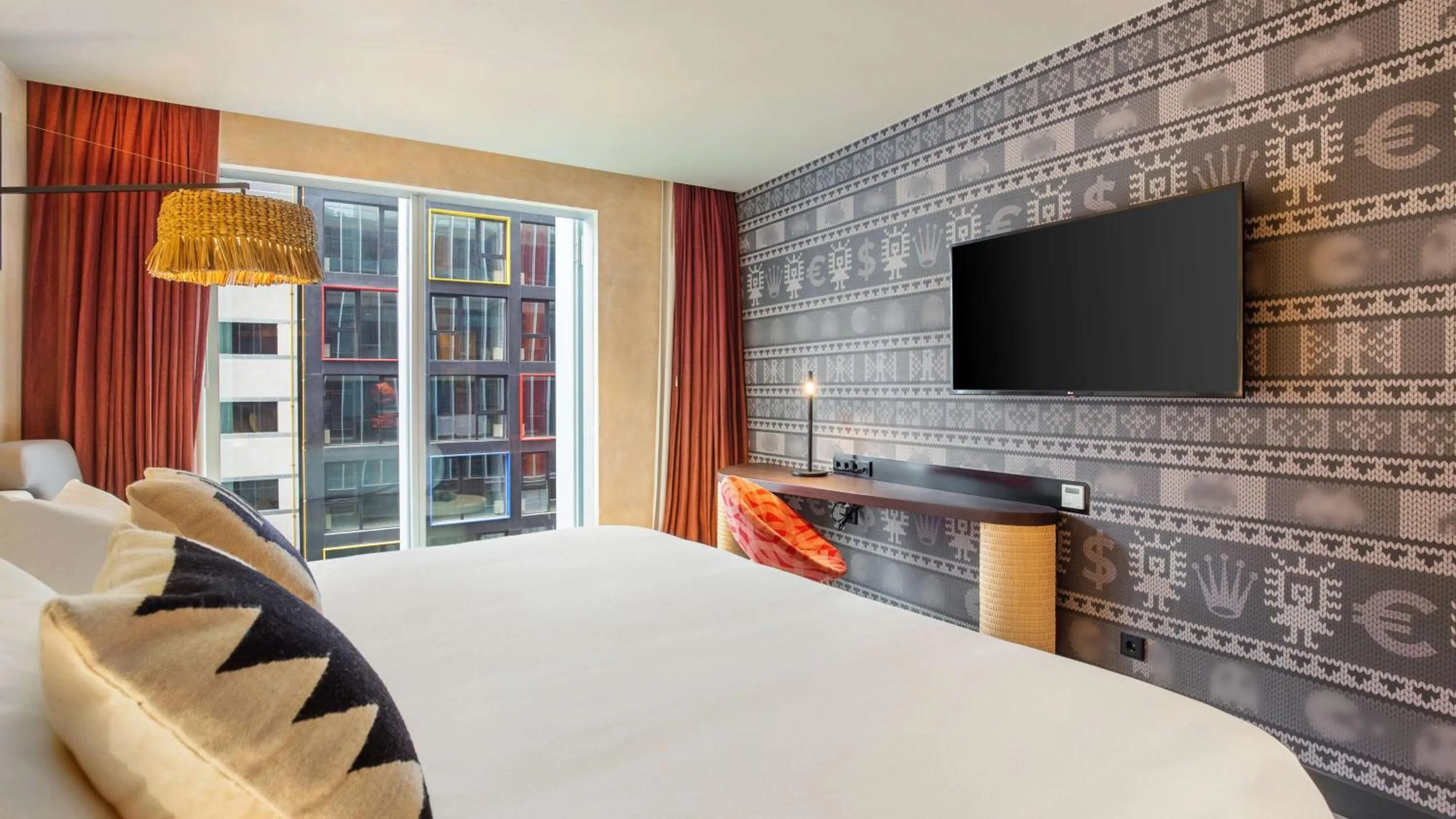 Bedroom, Bed in Nhow Lima