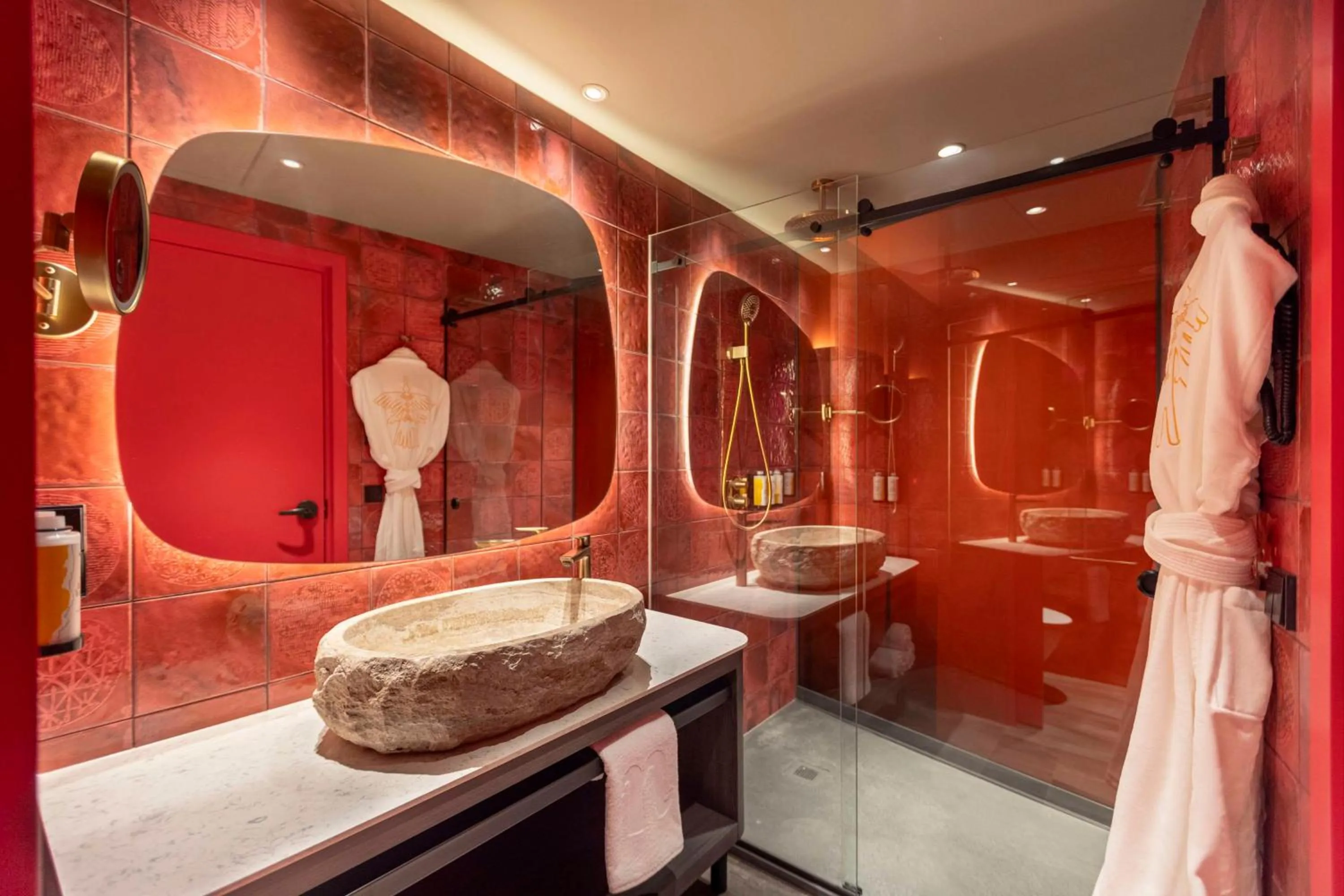 Bathroom in Nhow Lima