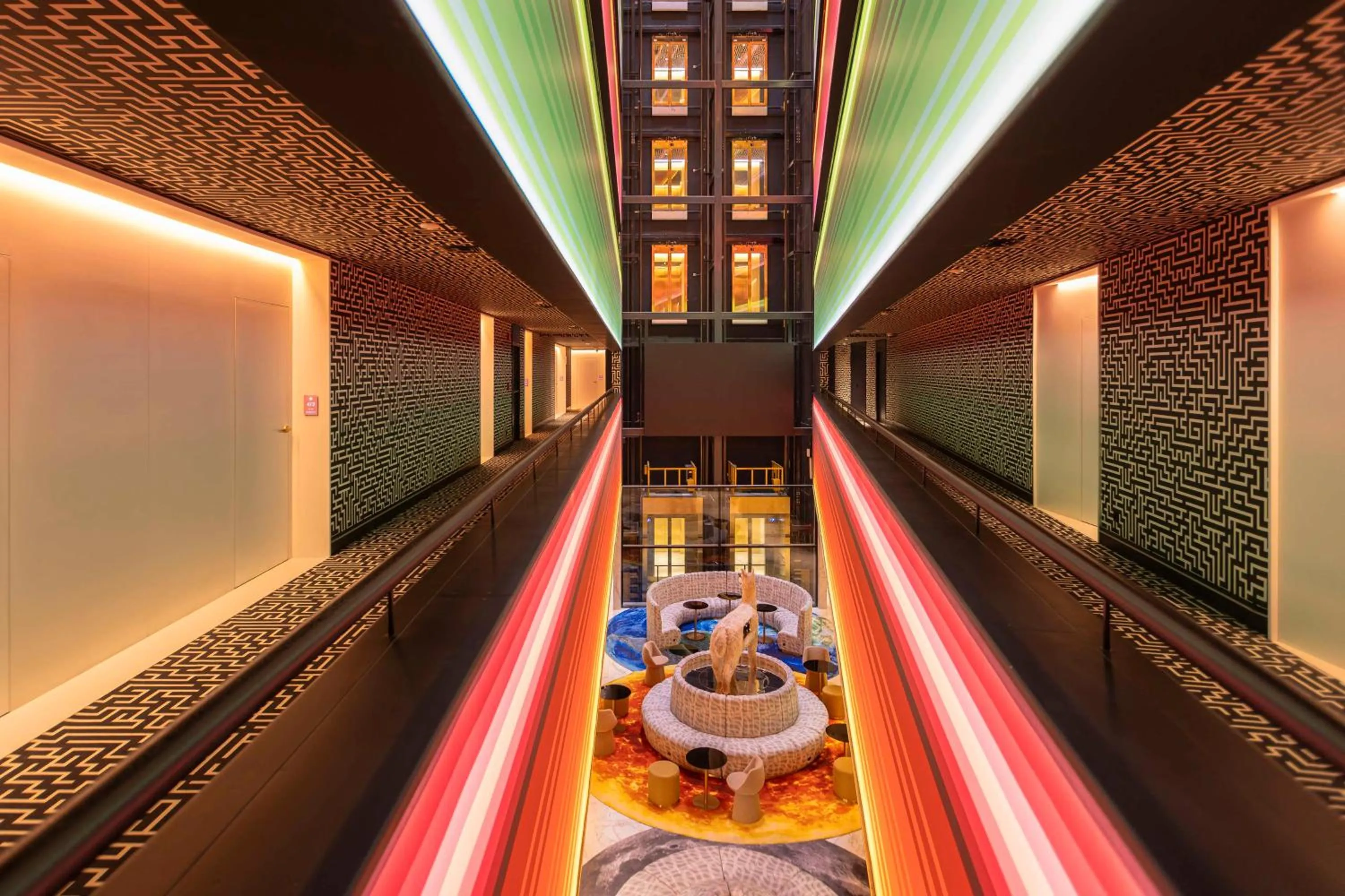 Lobby or reception in Nhow Lima