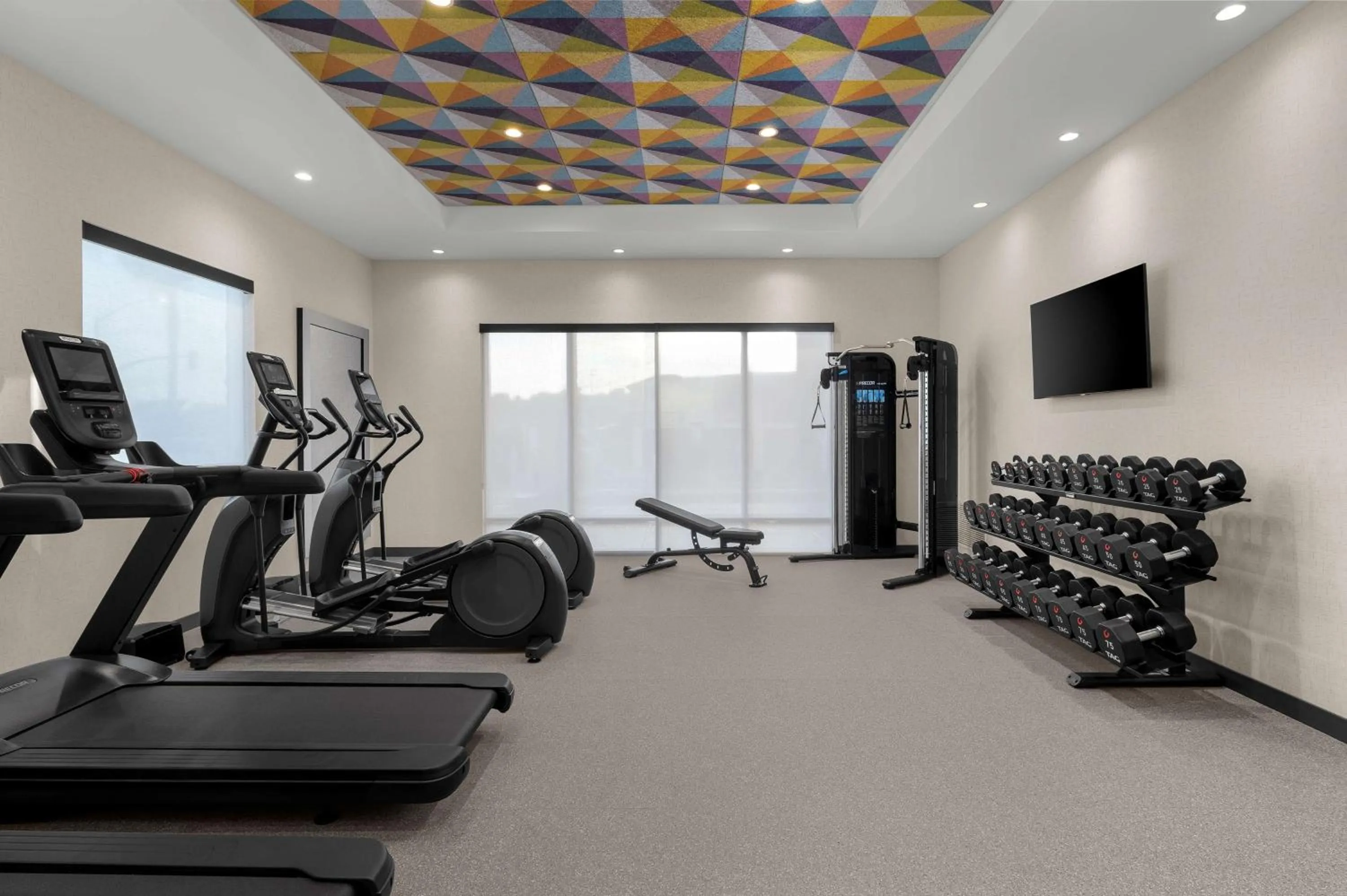 Fitness centre/facilities in Home2 Suites By Hilton Eureka