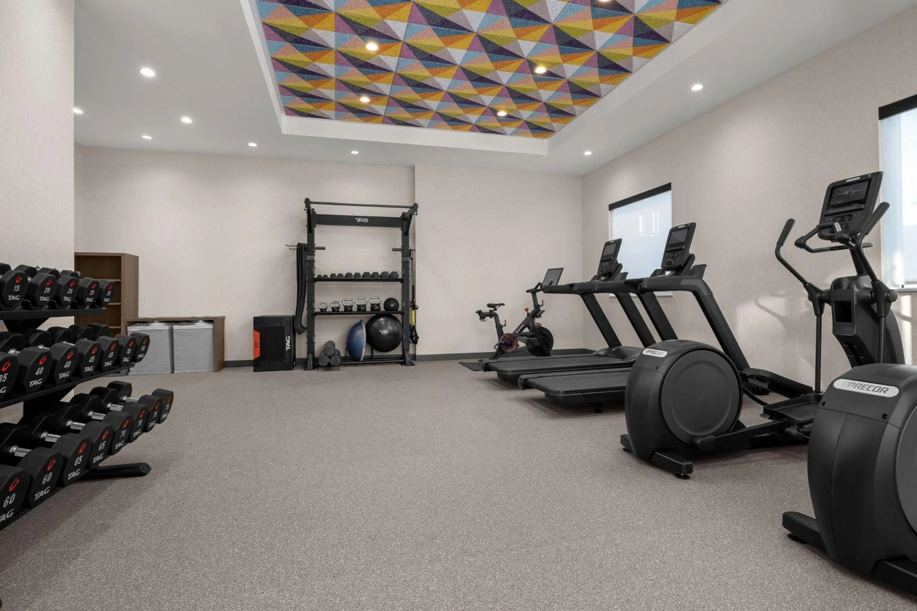 Fitness centre/facilities in Home2 Suites By Hilton Eureka