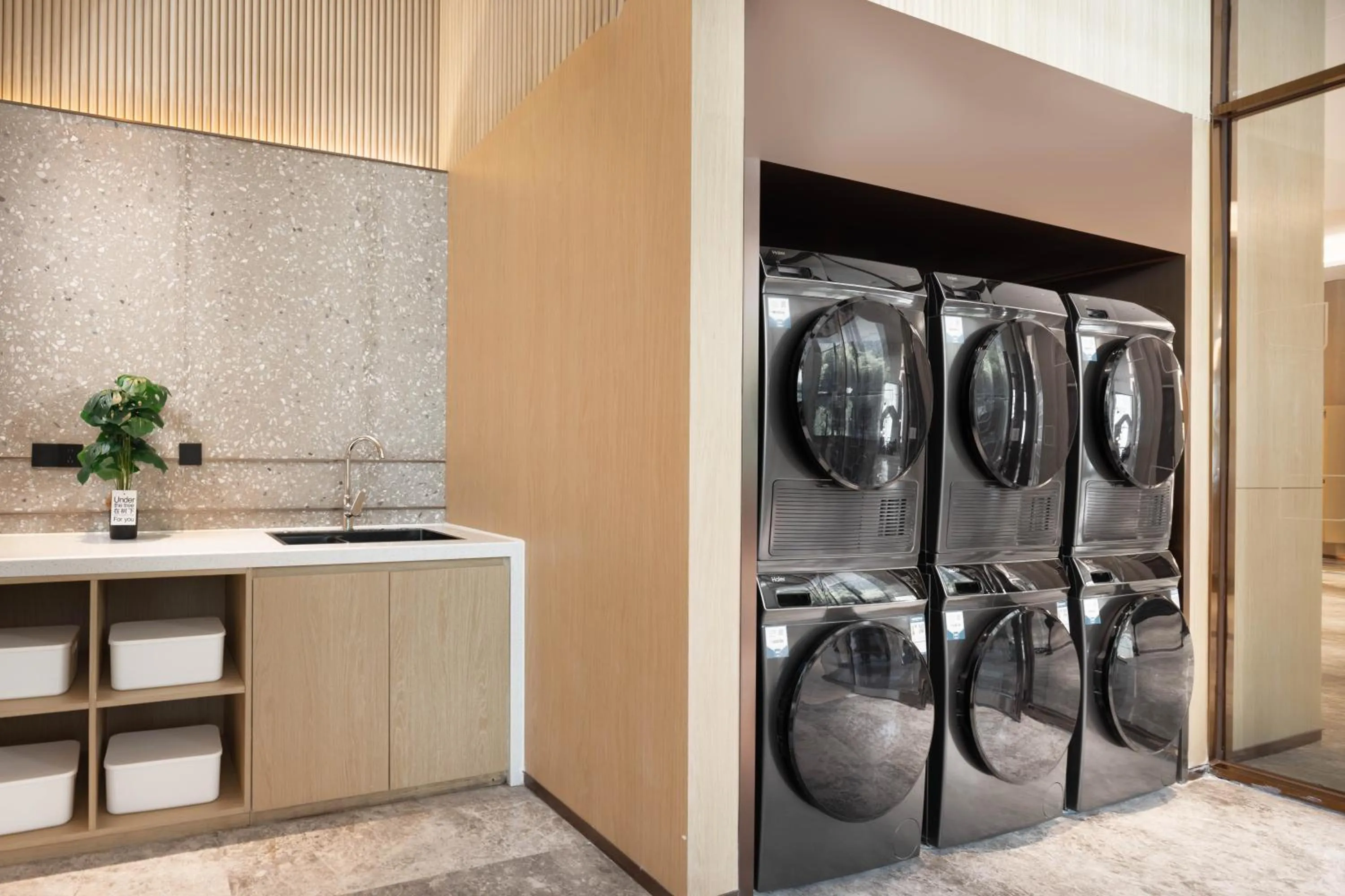 washing machine in Hilton Garden Inn Jingdezhen Taoyuan Valley
