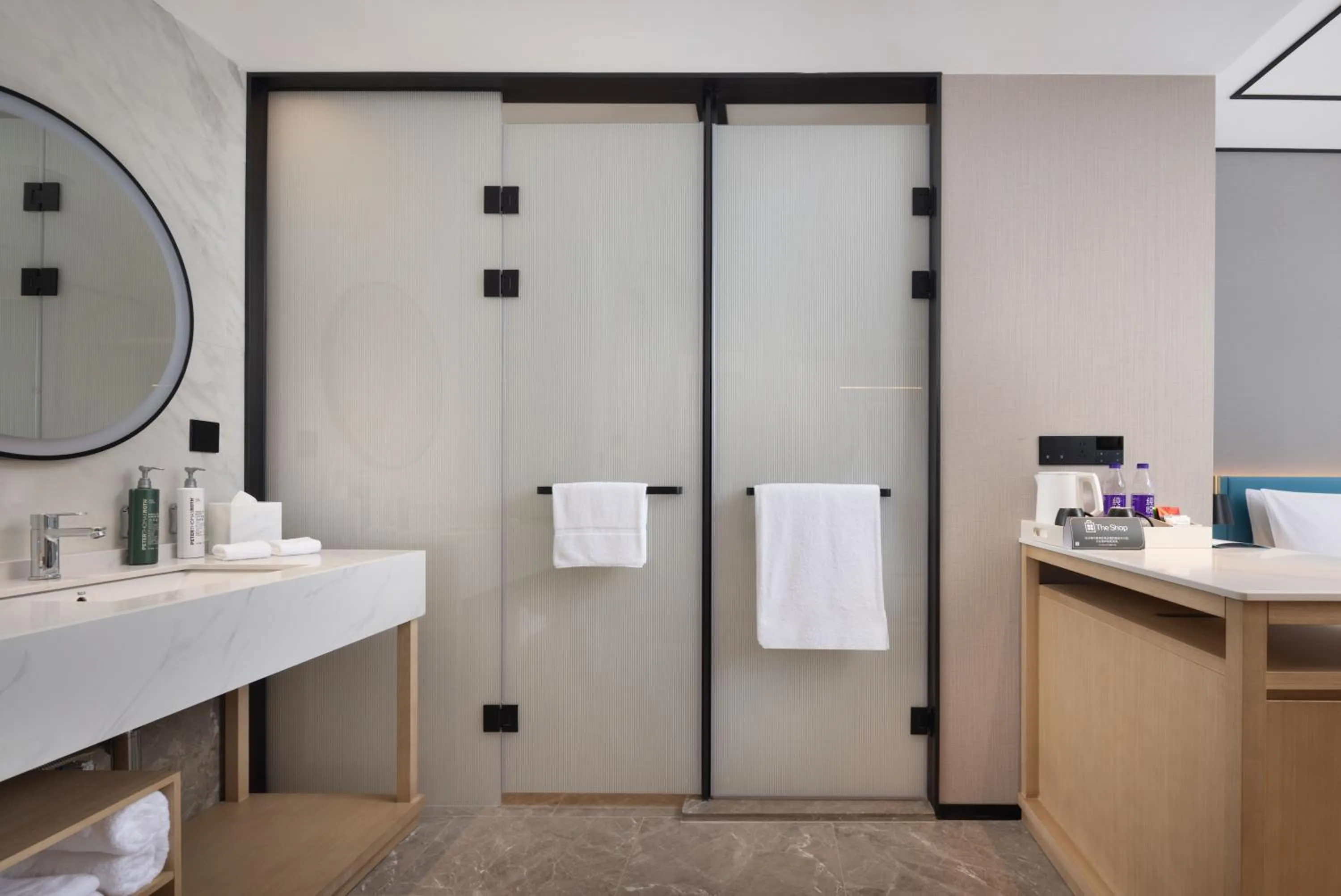 Bathroom in Hilton Garden Inn Jingdezhen Taoyuan Valley