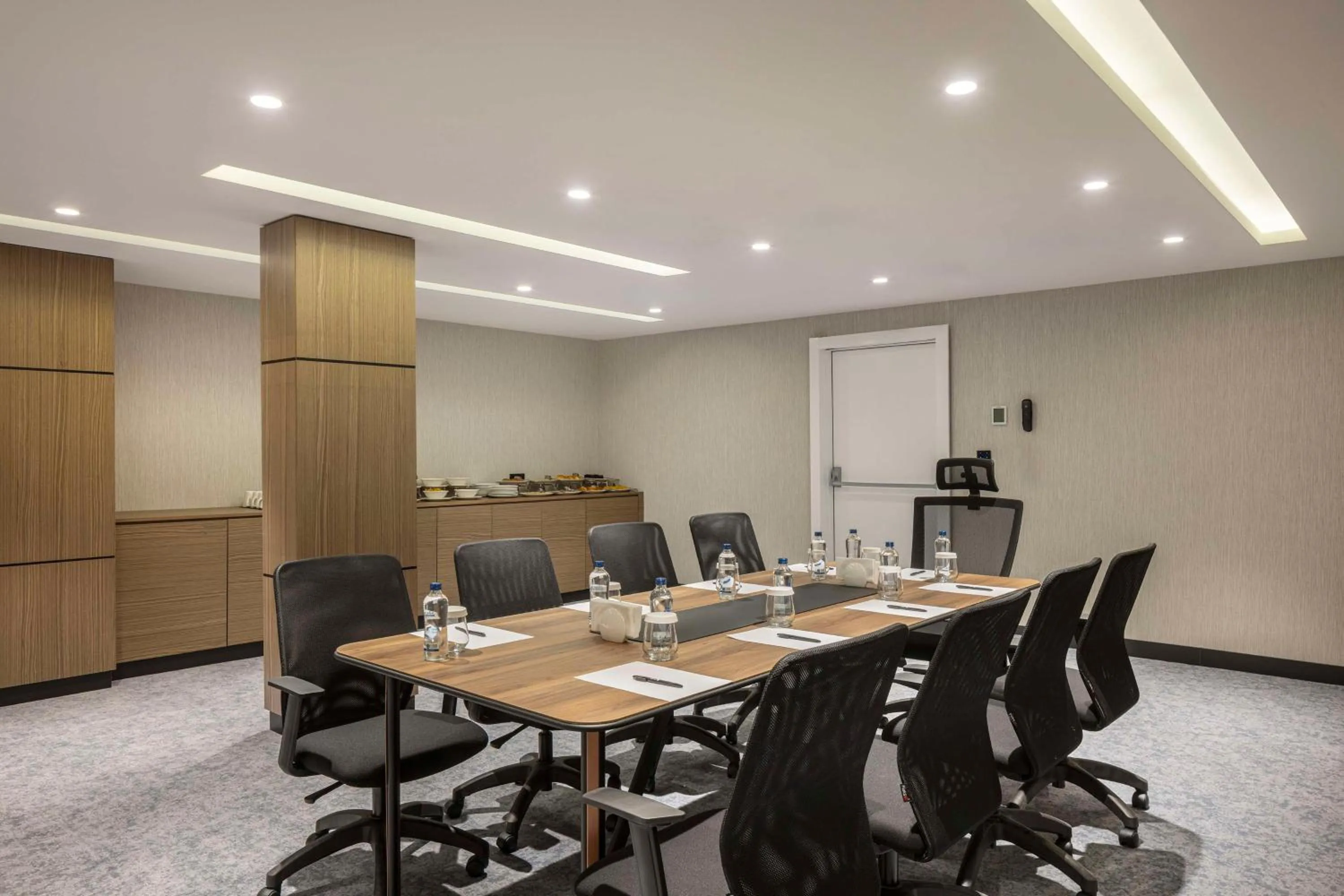 Meeting/conference room in Doubletree By Hilton Suites Trabzon Yomra