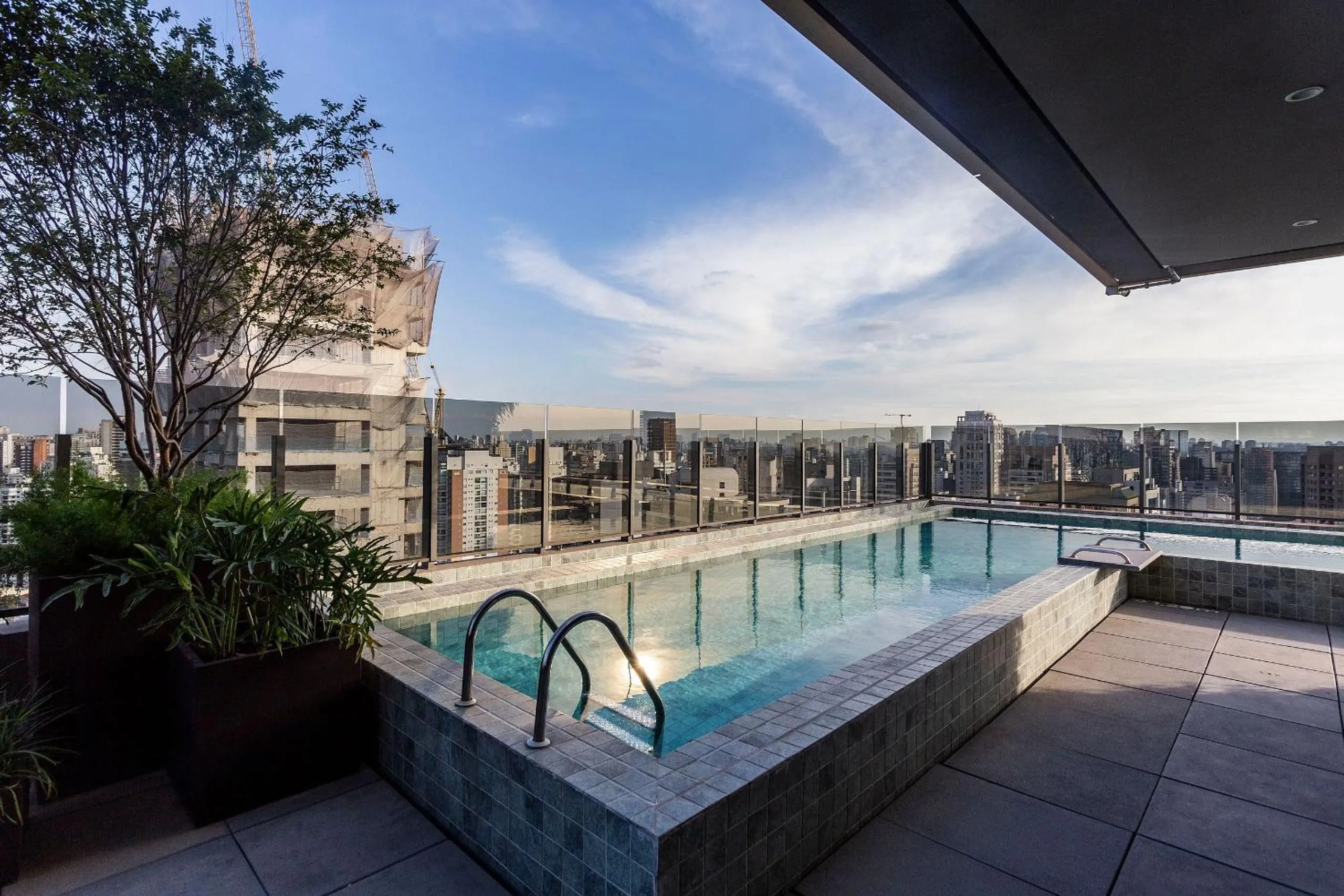 Pool view in Dsg Itaim