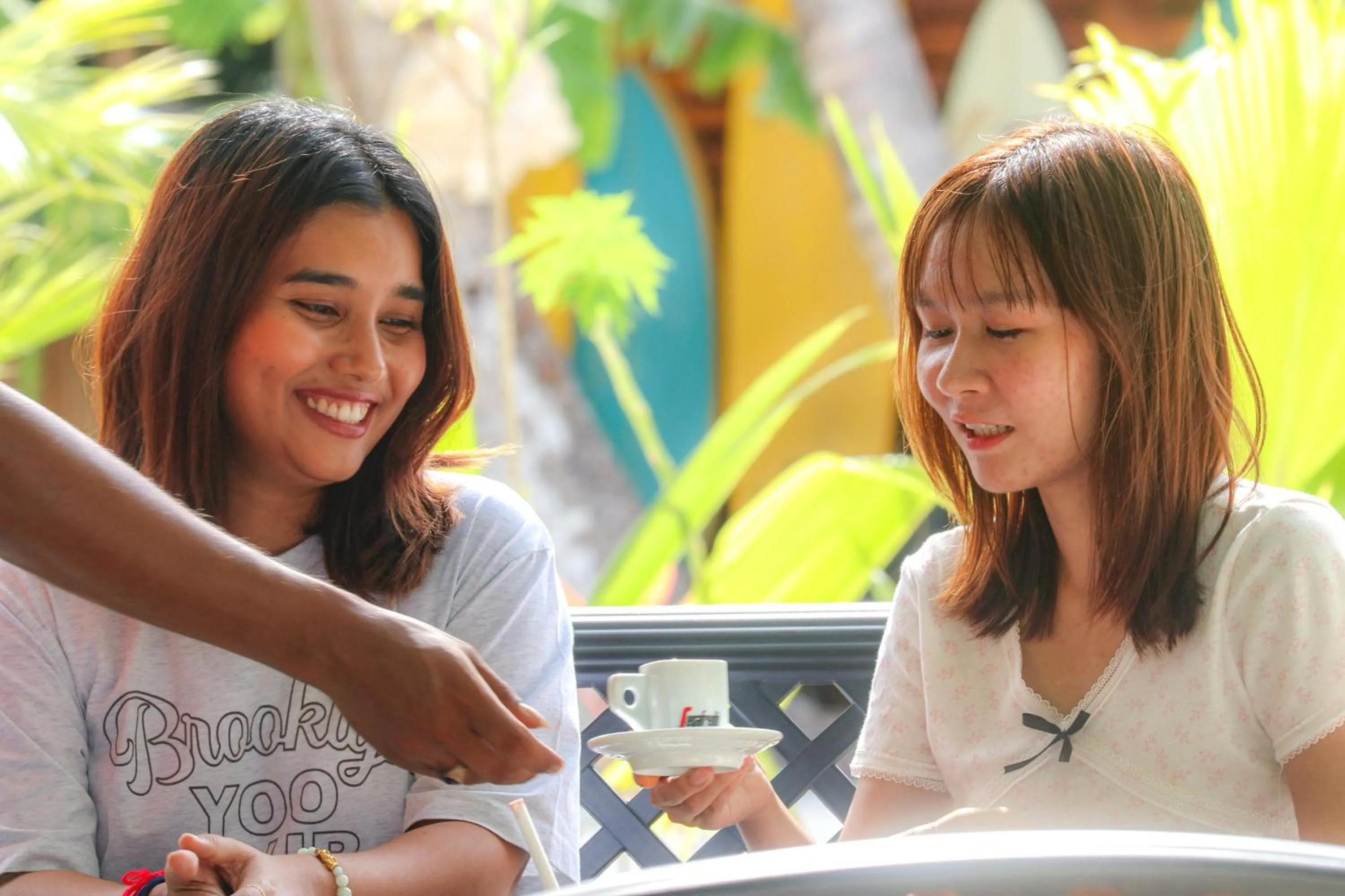 Restaurant/places to eat in Wave Crest Retreat