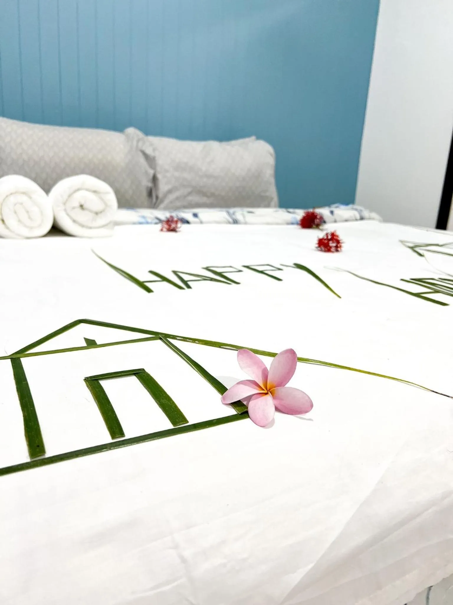 Bed in Wave Crest Retreat