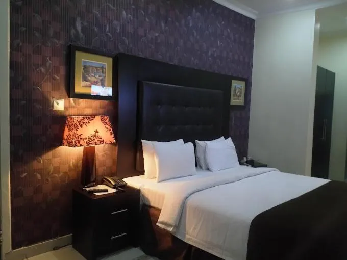 Bed in Villa Angelia Boutique Hotel