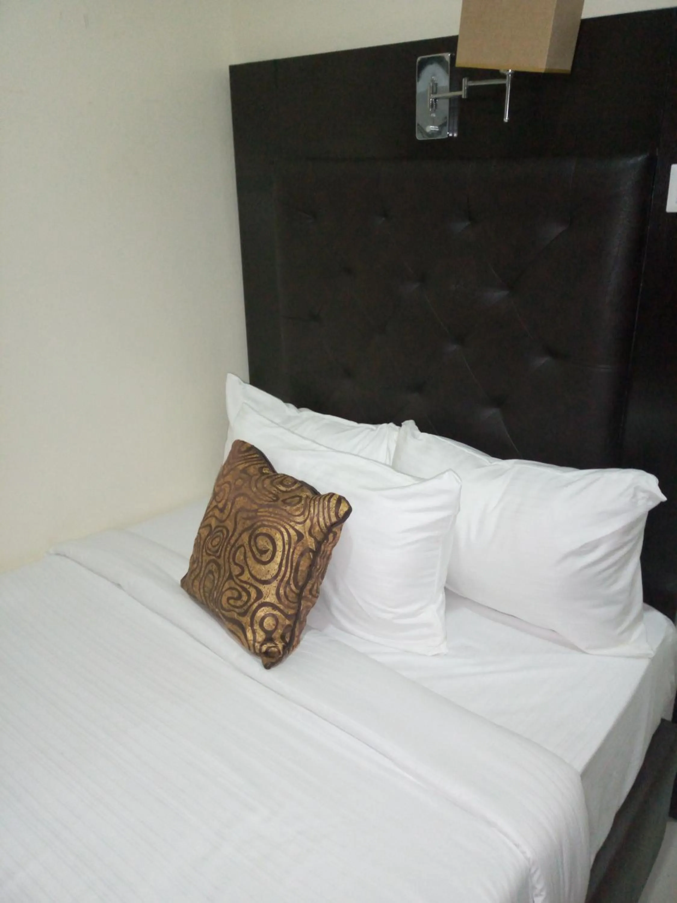 Bed in Villa Angelia Boutique Hotel