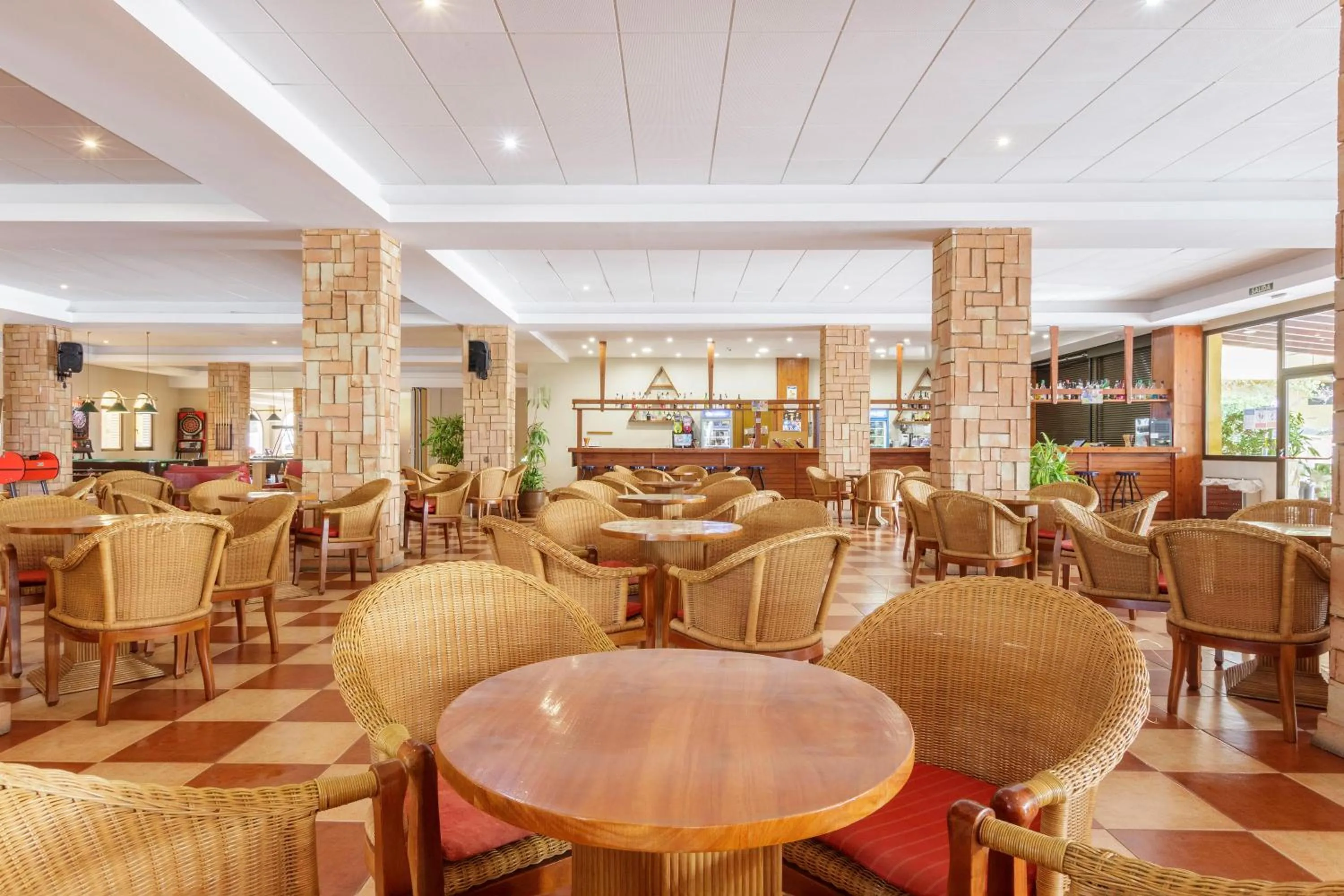 Lobby or reception in Hotel Best Alcázar