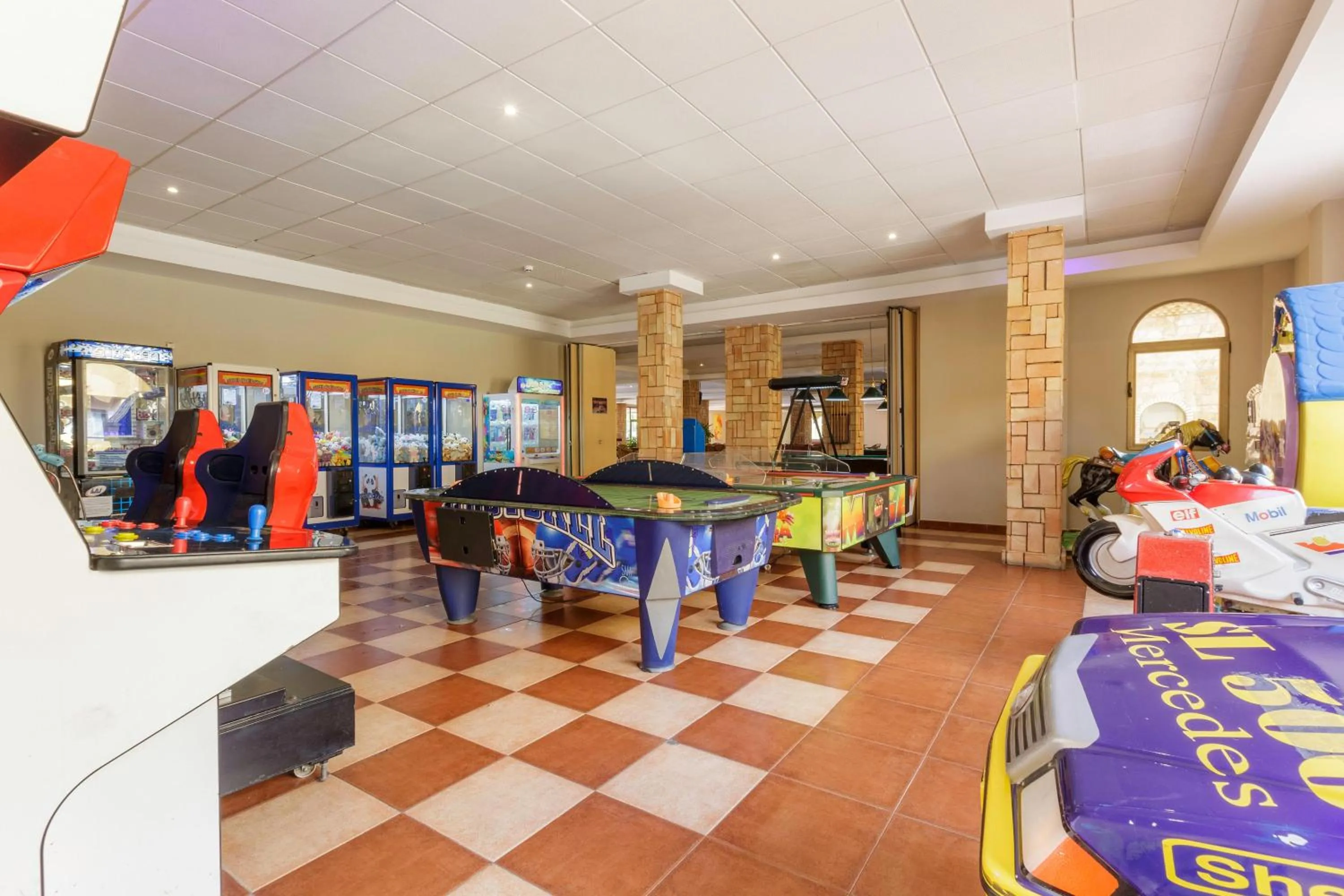 Activities in Hotel Best Alcázar