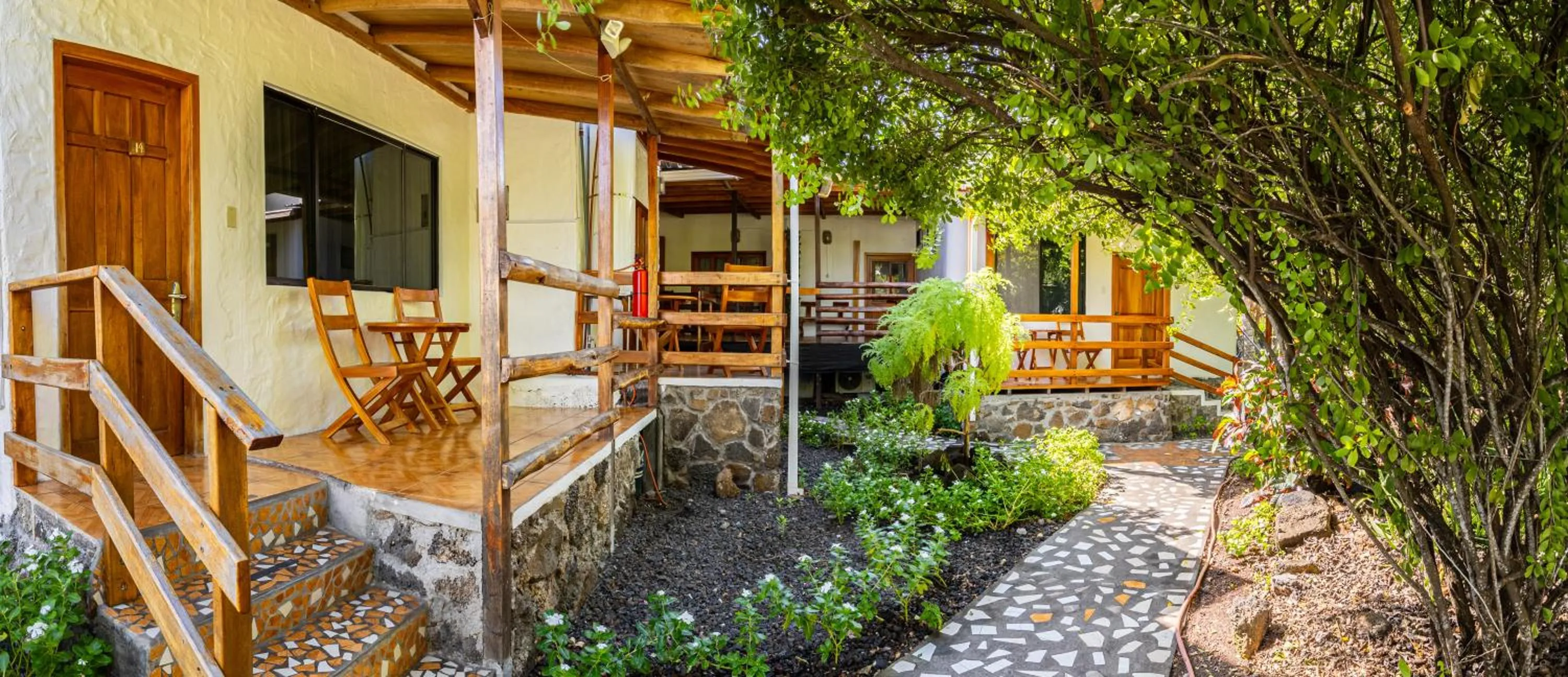 Balcony/Terrace in La Peregrina Galapagos B&B
