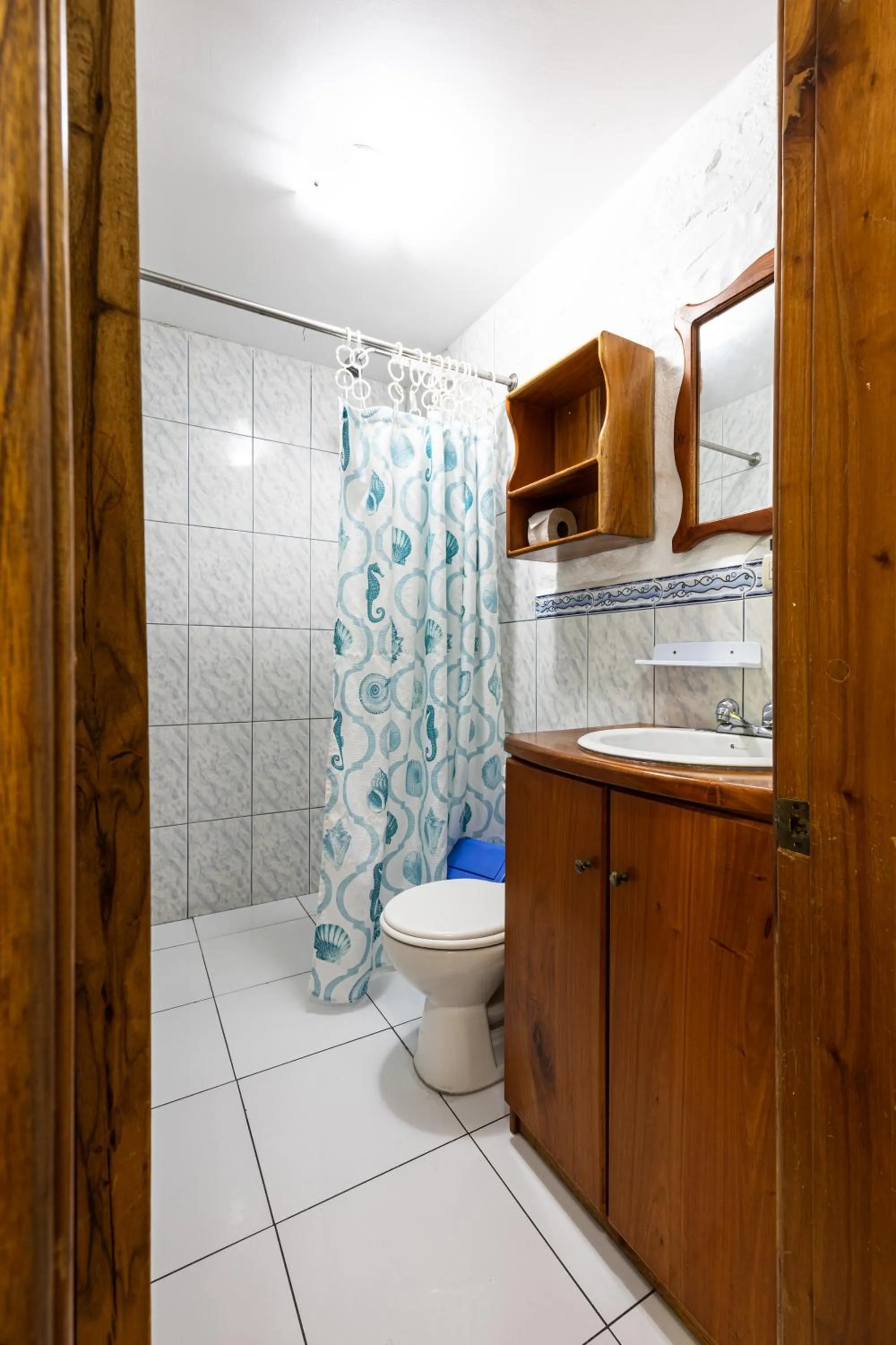 Shower in La Peregrina Galapagos B&B