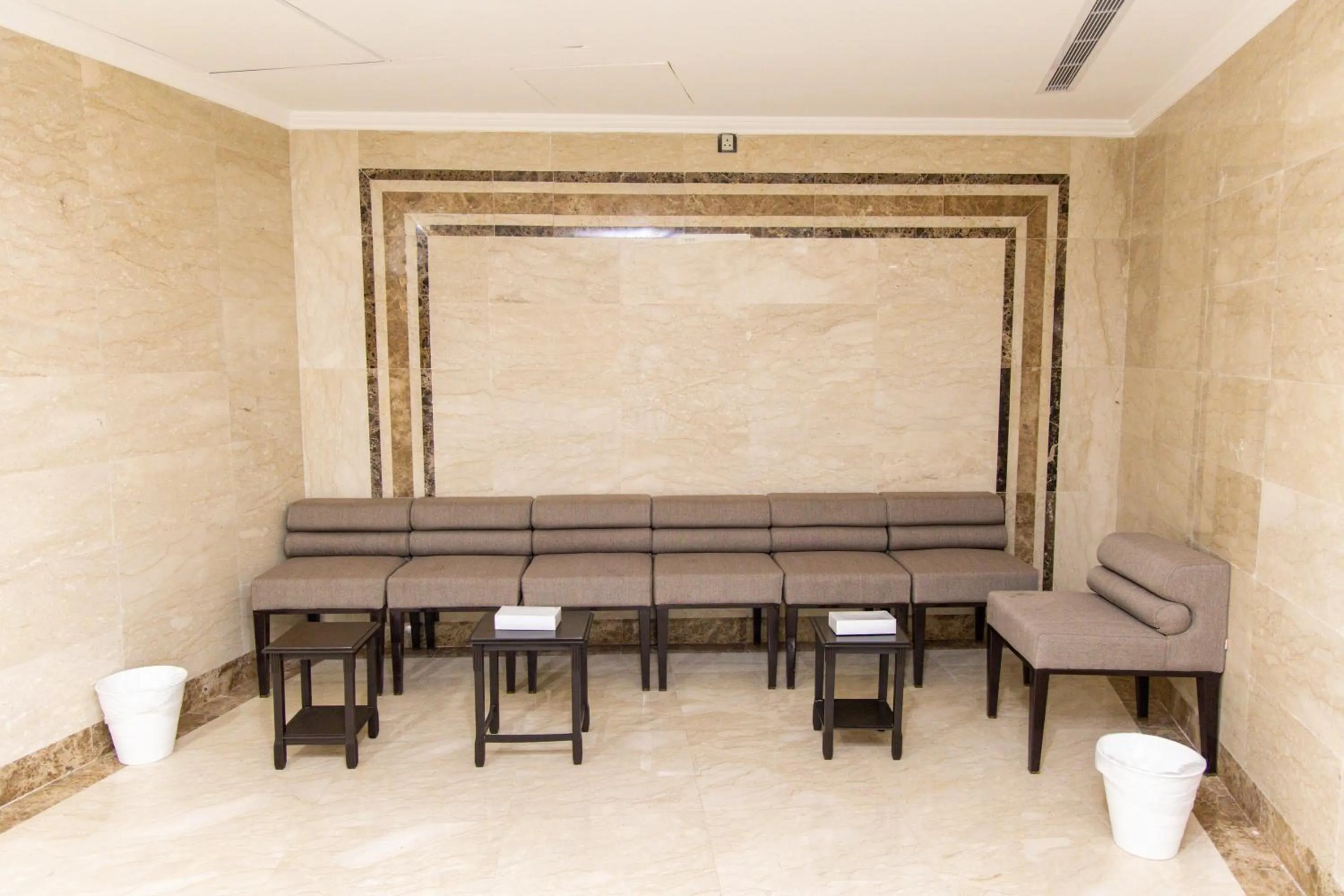 Seating area in Mahd Al Resala 3 Hotel