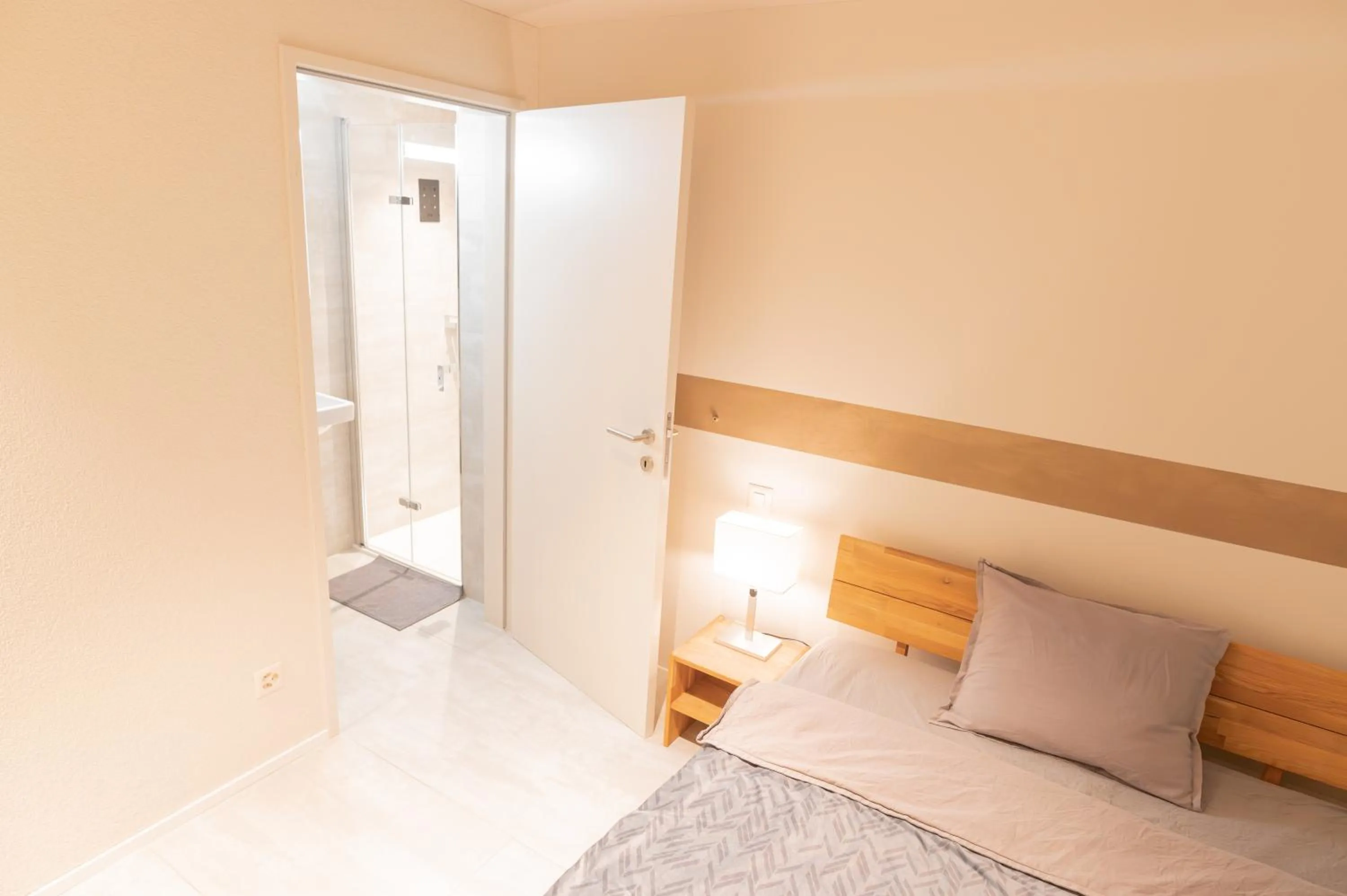 Bed in Hotel Rütli am Bahnhof Rüti ZH