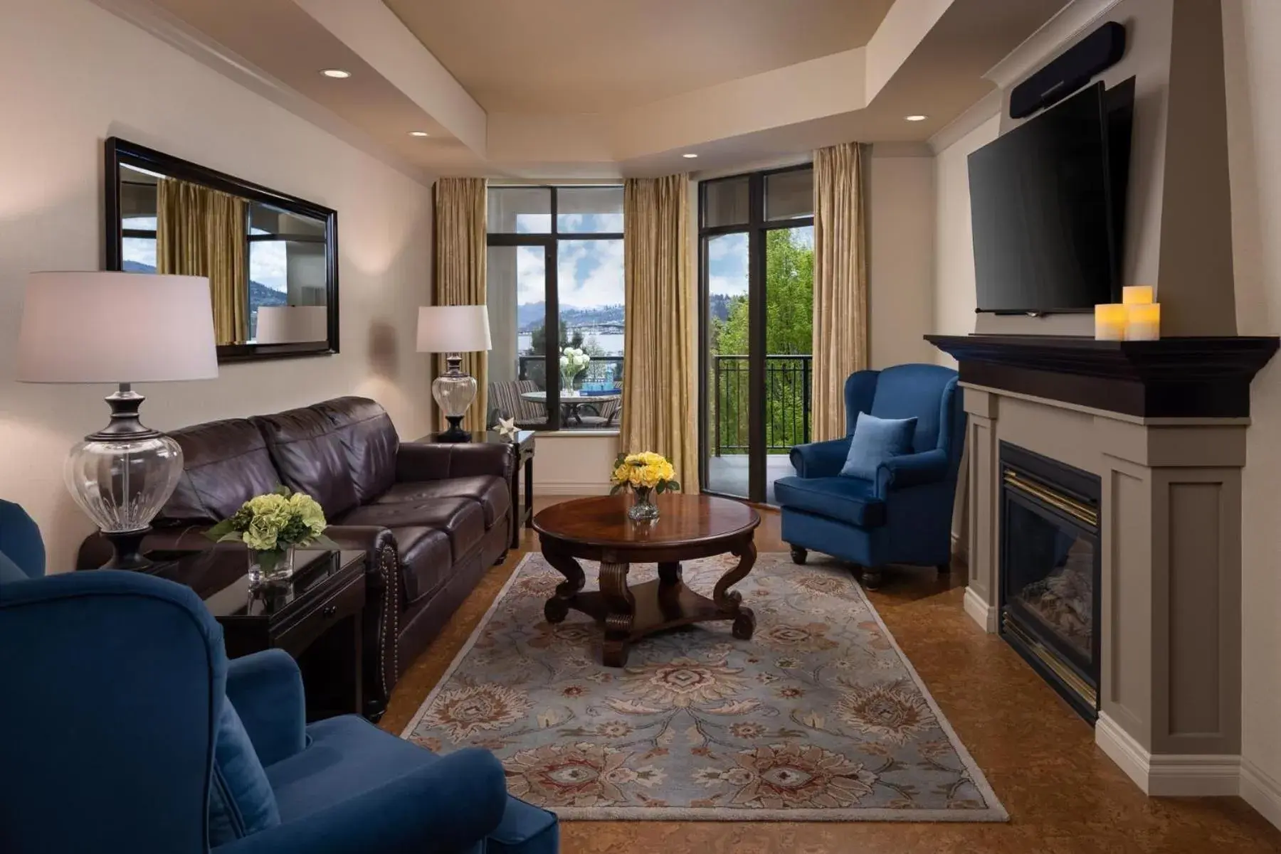 Two Bedroom Premium Suite in The Royal Kelowna - Bellstar Hotels & Resorts Two Bedroom Premium Suite in The Royal Kelowna - Bellstar Hotels & Resorts