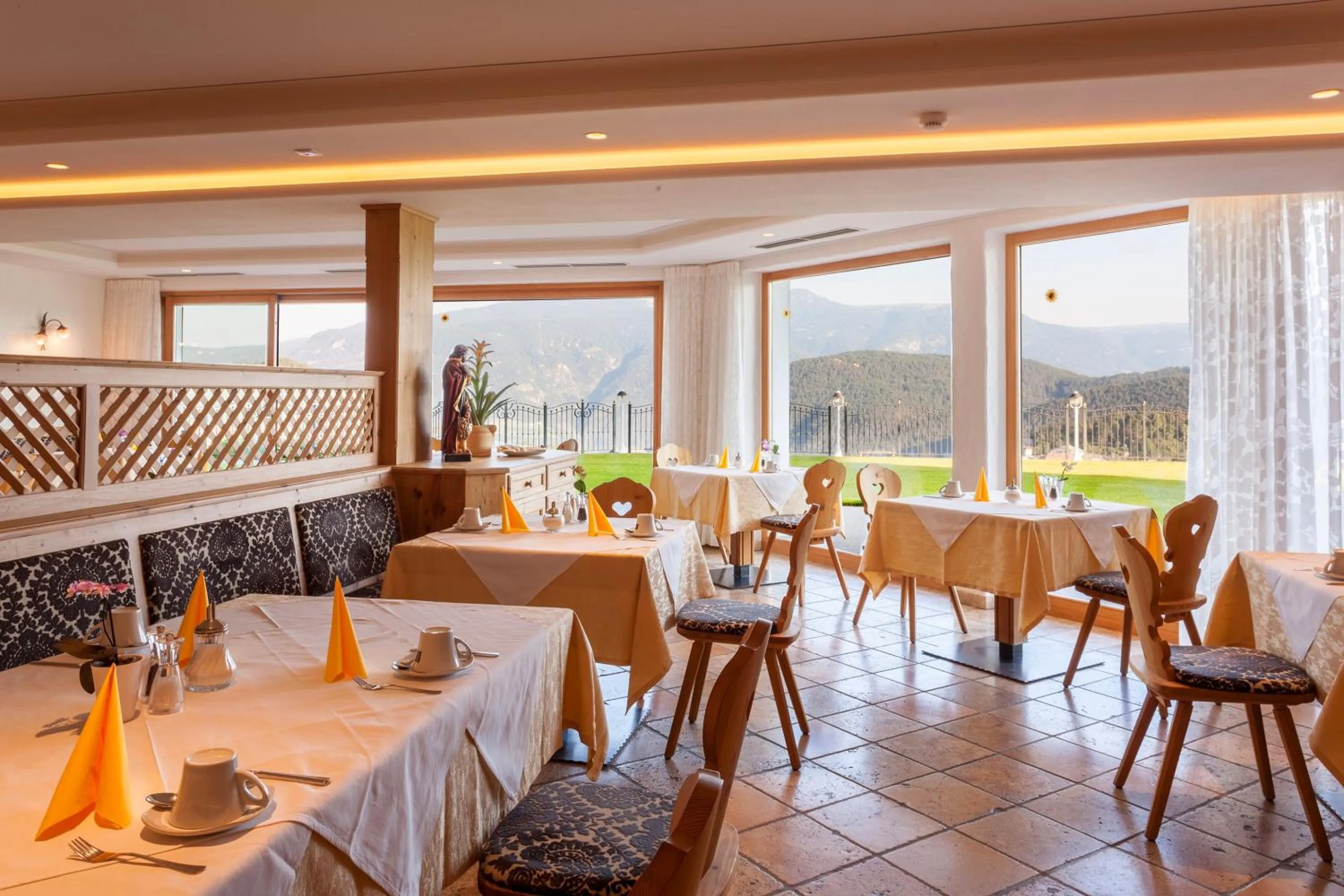 Restaurant/places to eat in Hotel Rosslaufhof