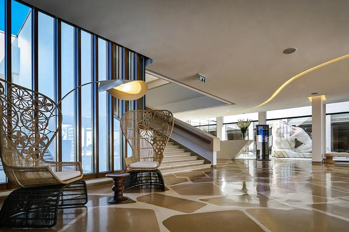 Elma Hotel and Art Complex