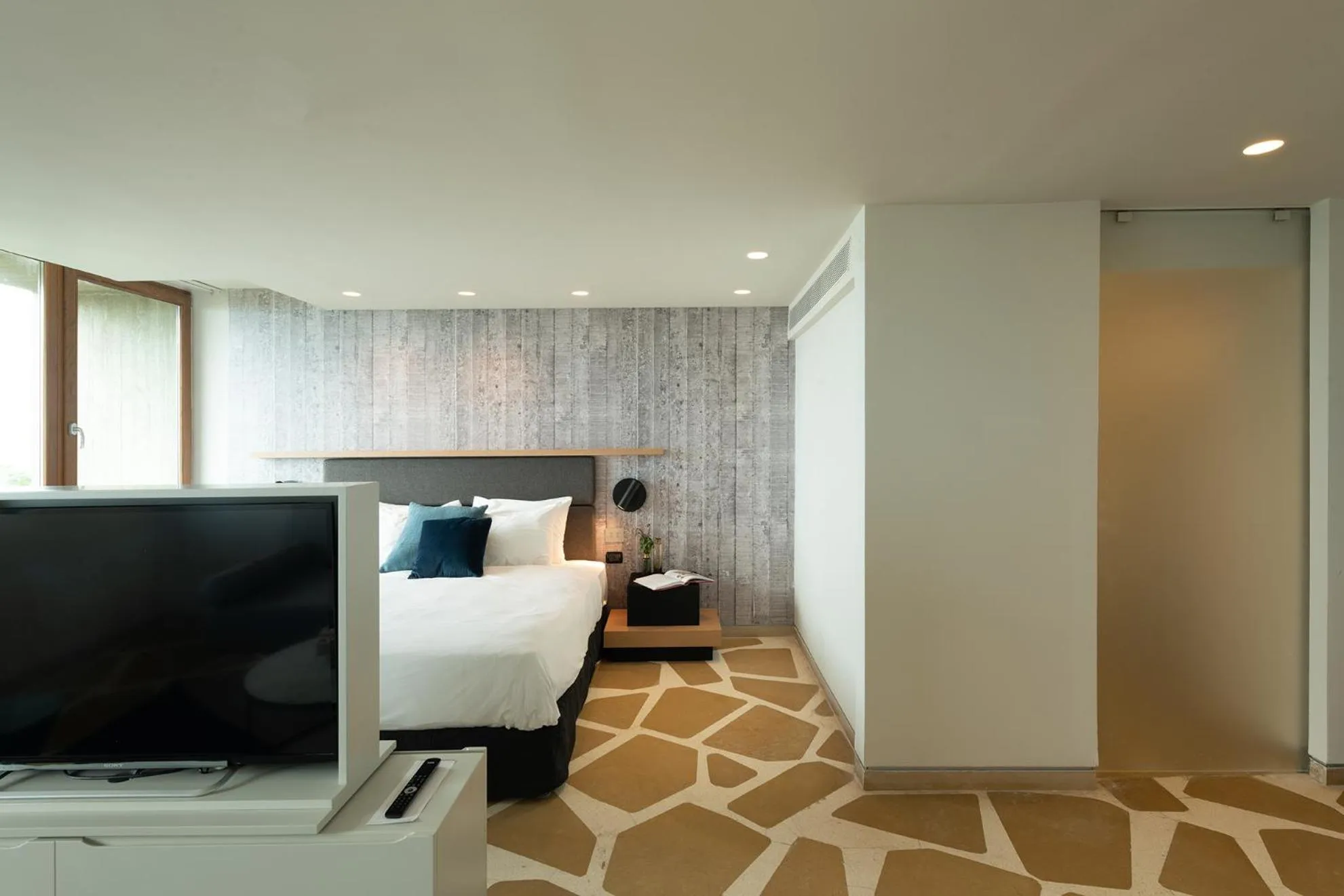 Bed in Elma Hotel and Art Complex