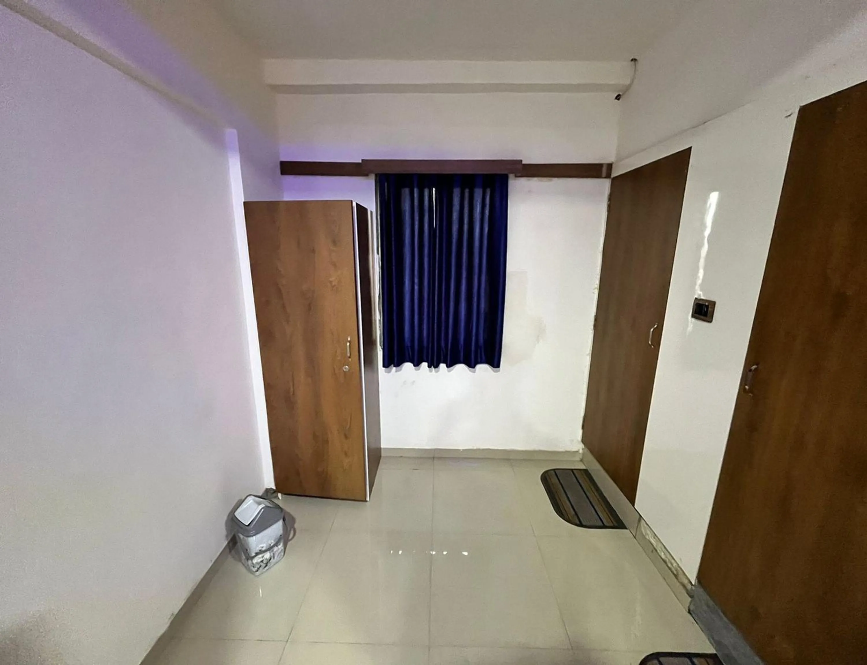 Bedroom in Hotel The Grand Near Maninagar Railway Station Ahmedabad