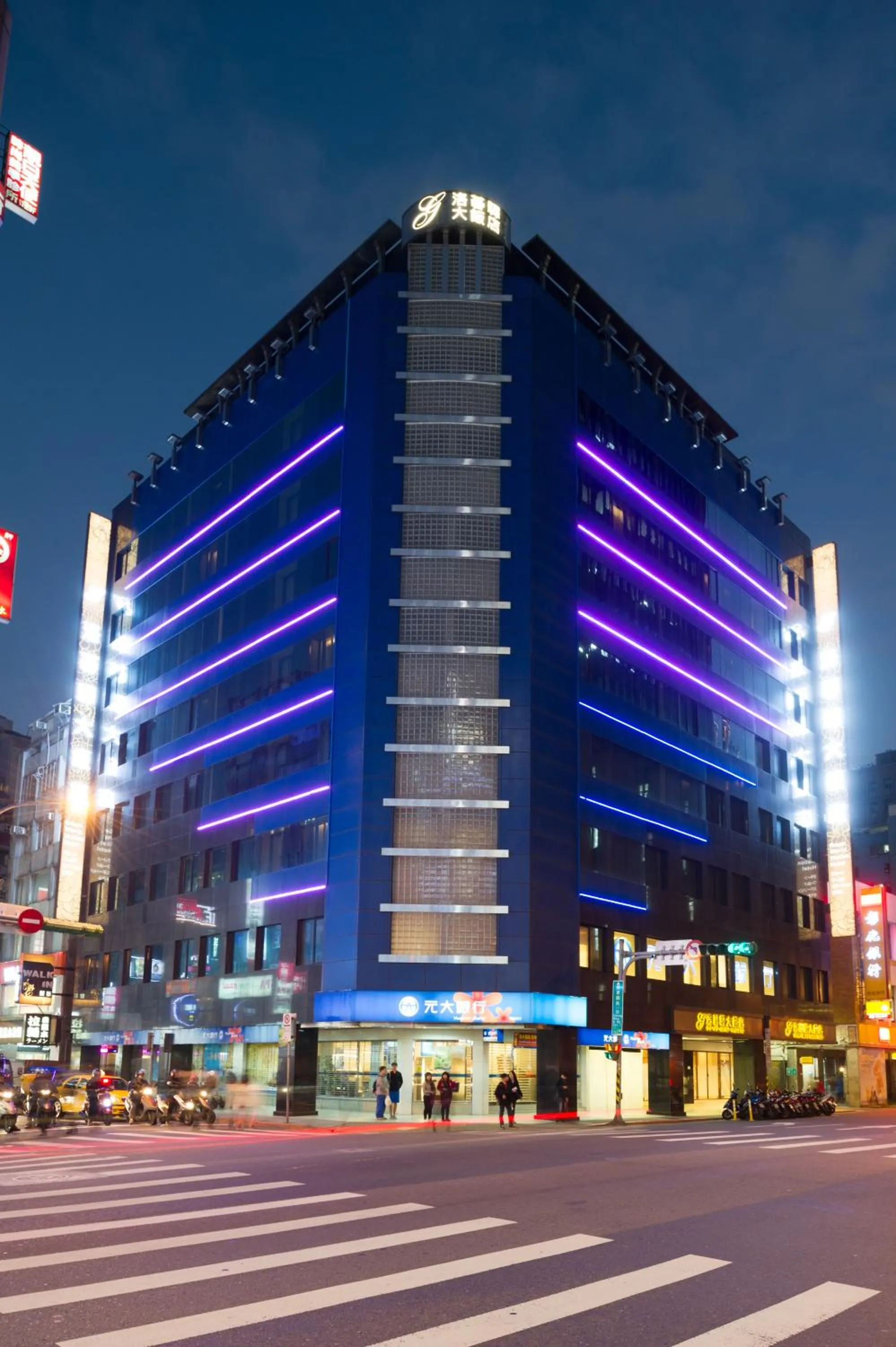 Property building in Green World Taipei Station