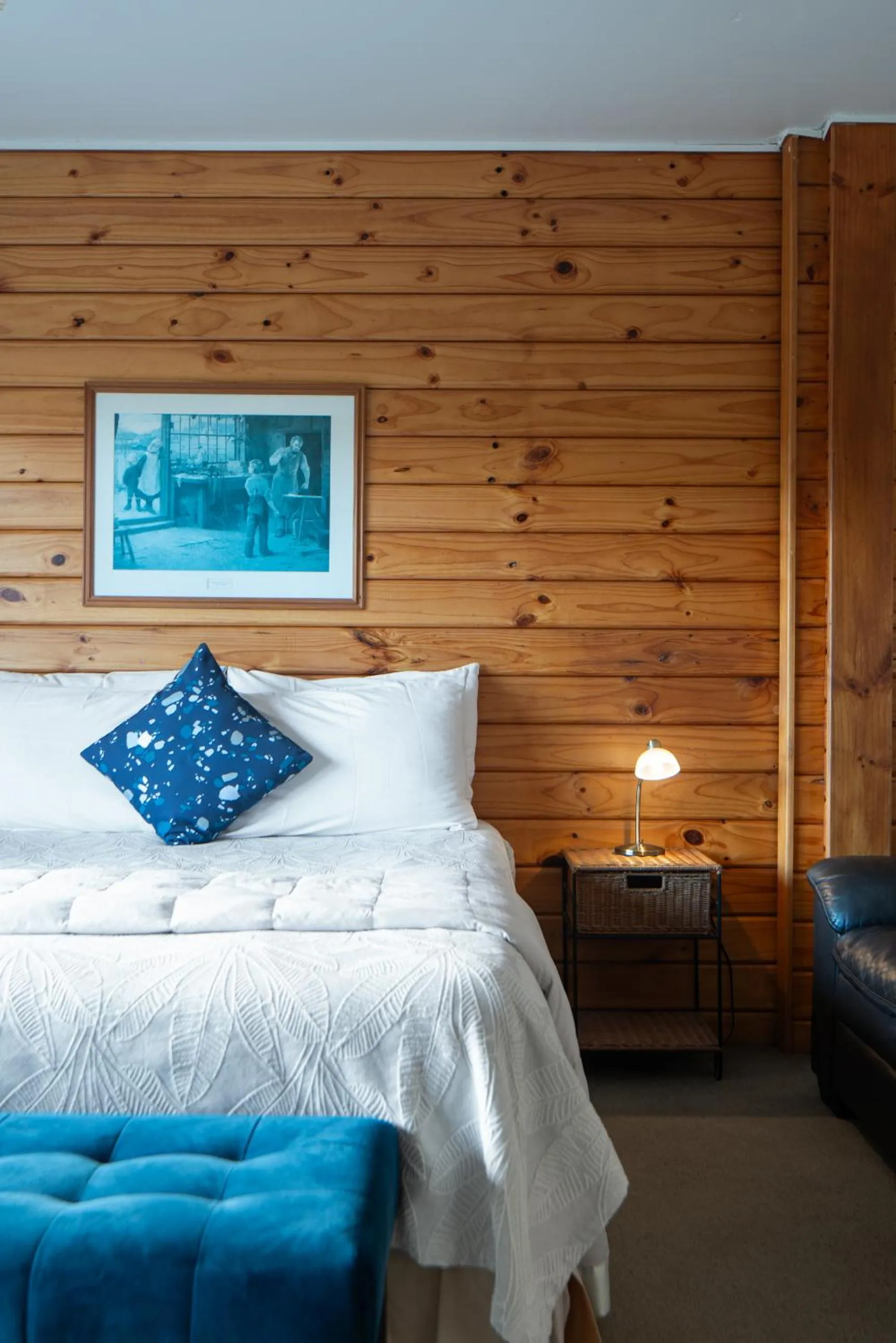 Bedroom, Bed in Fox Glacier Lodge