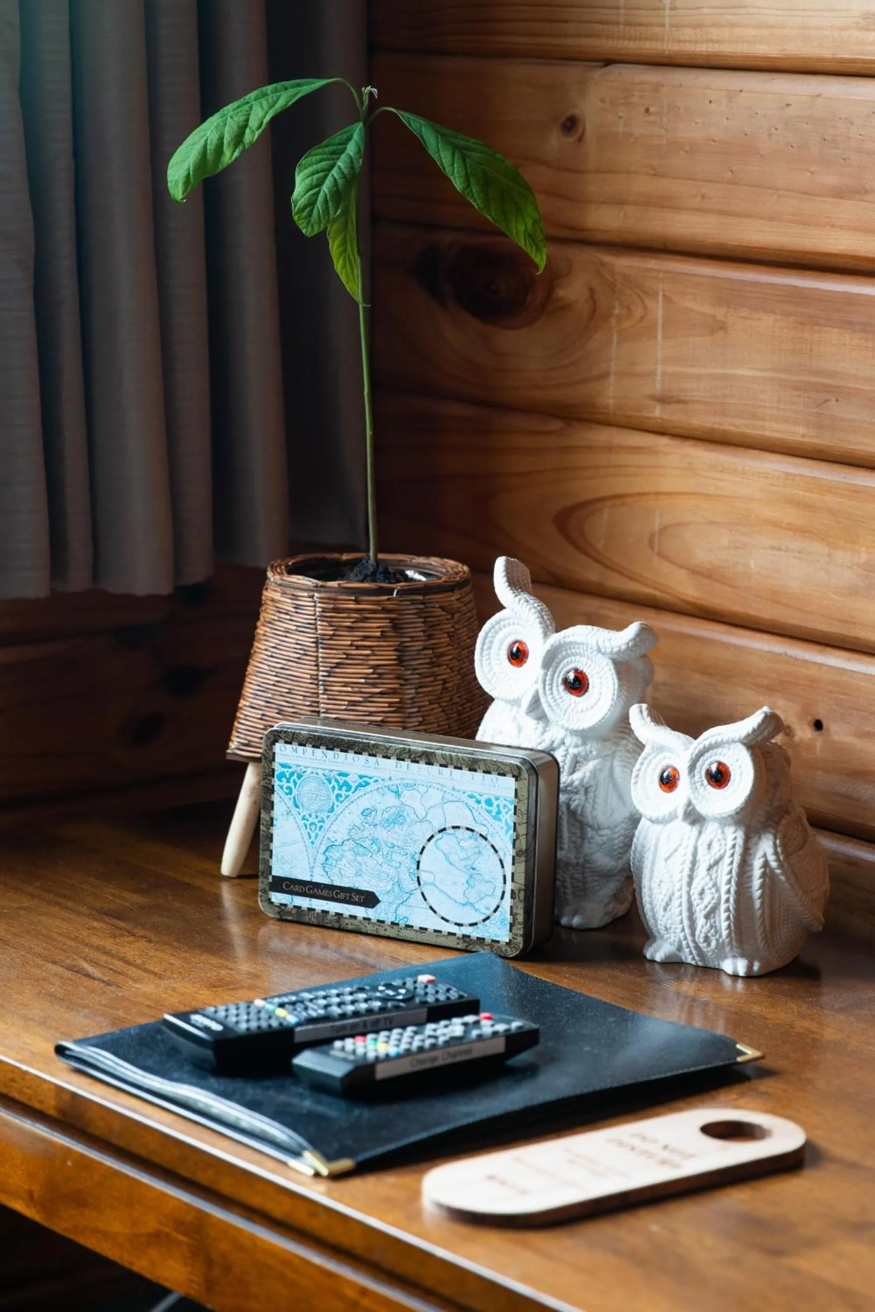 Living room in Fox Glacier Lodge
