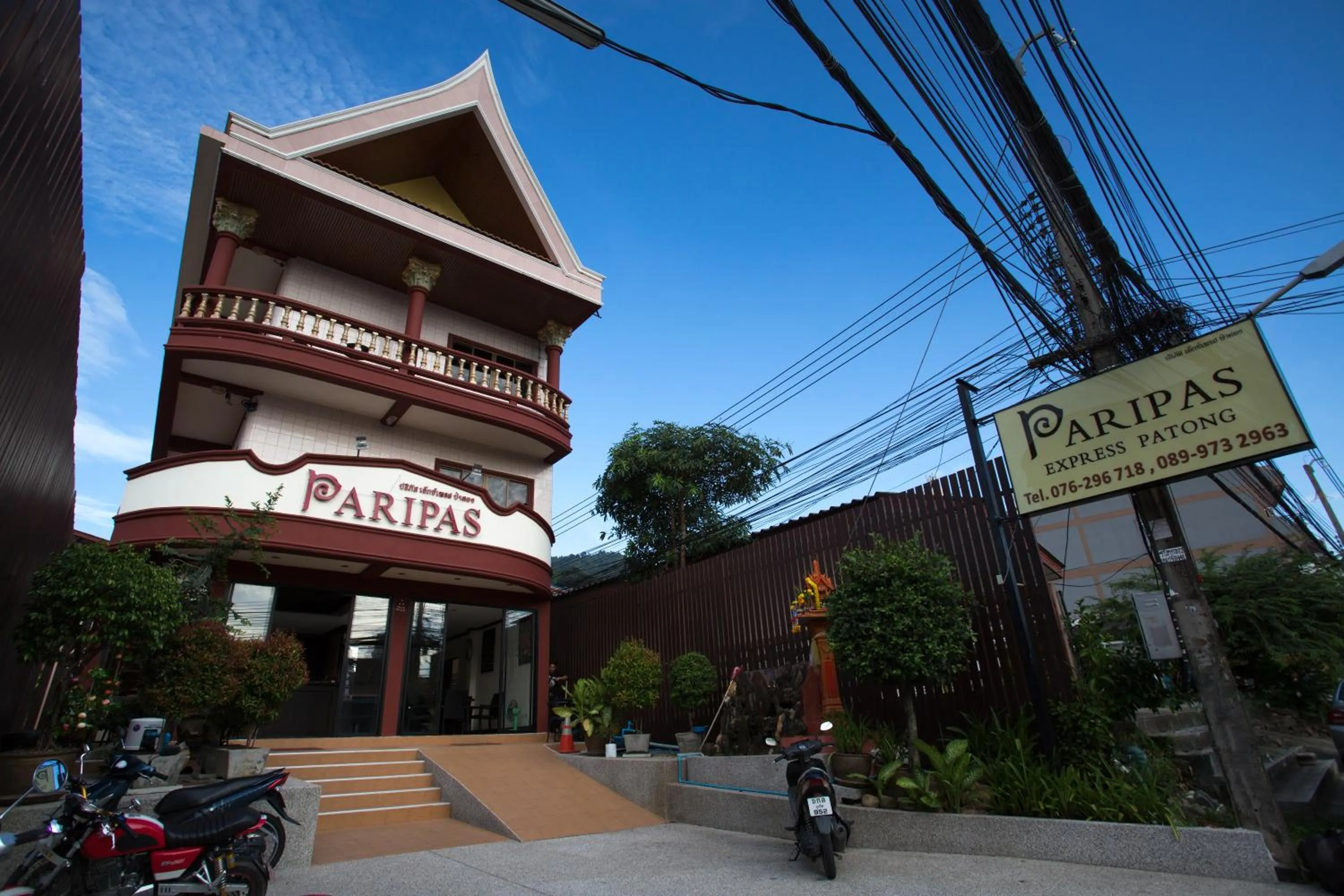 Bird's eye view in Paripas Express Patong