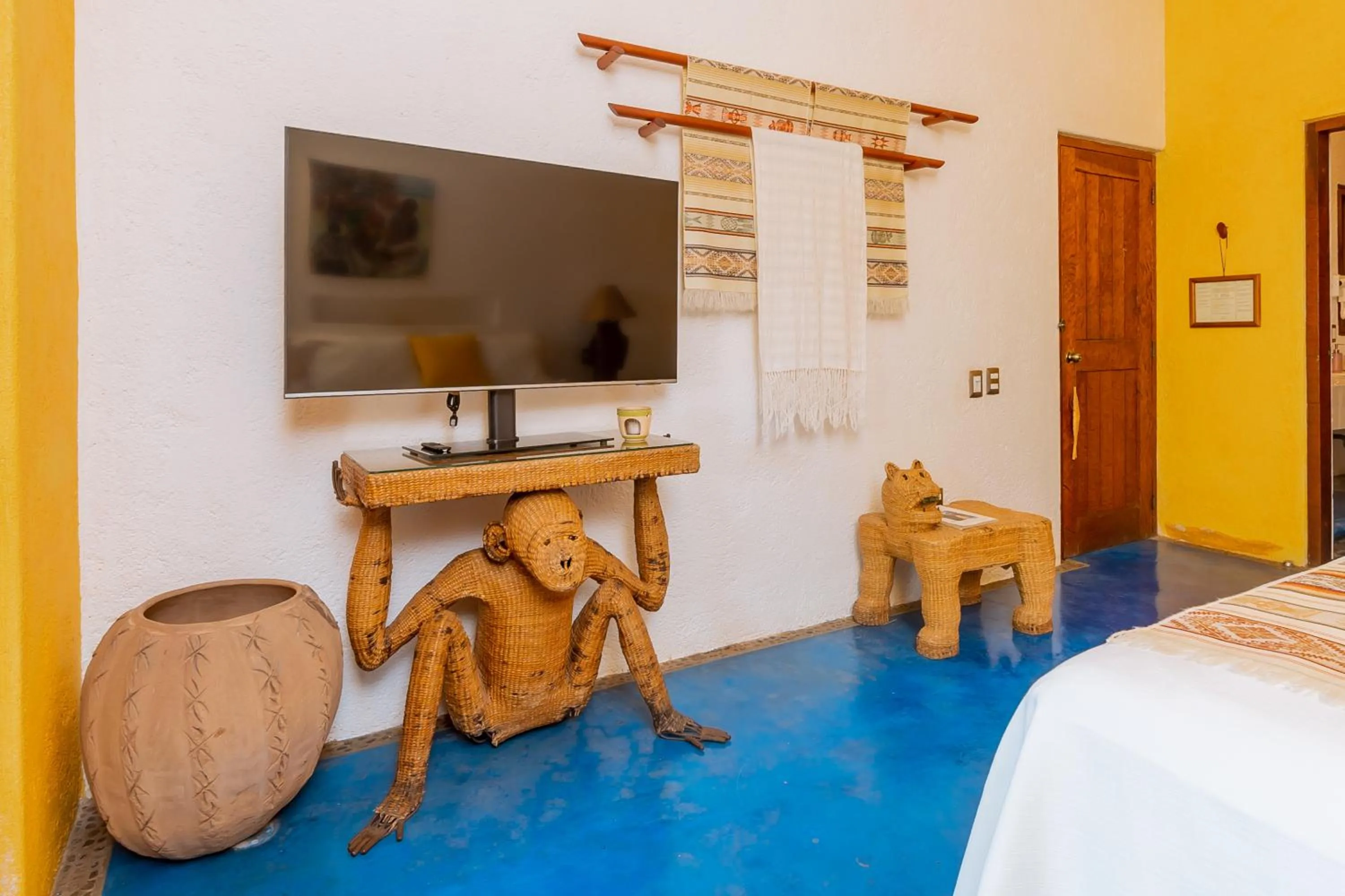 TV and multimedia, Bed in Ensueño de Fuga