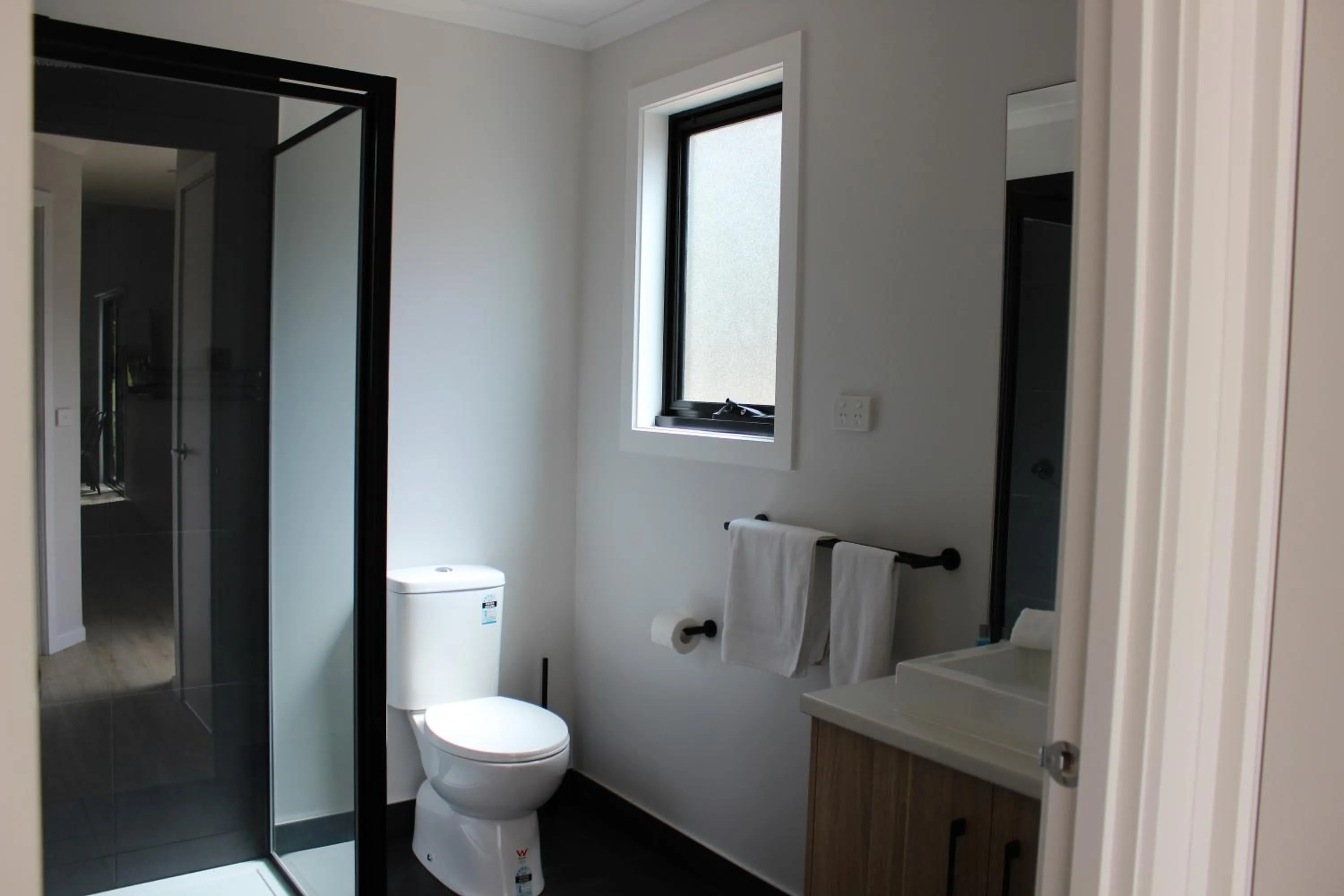 Shower in BIG4 Yarra Valley Park Lane Holiday Park