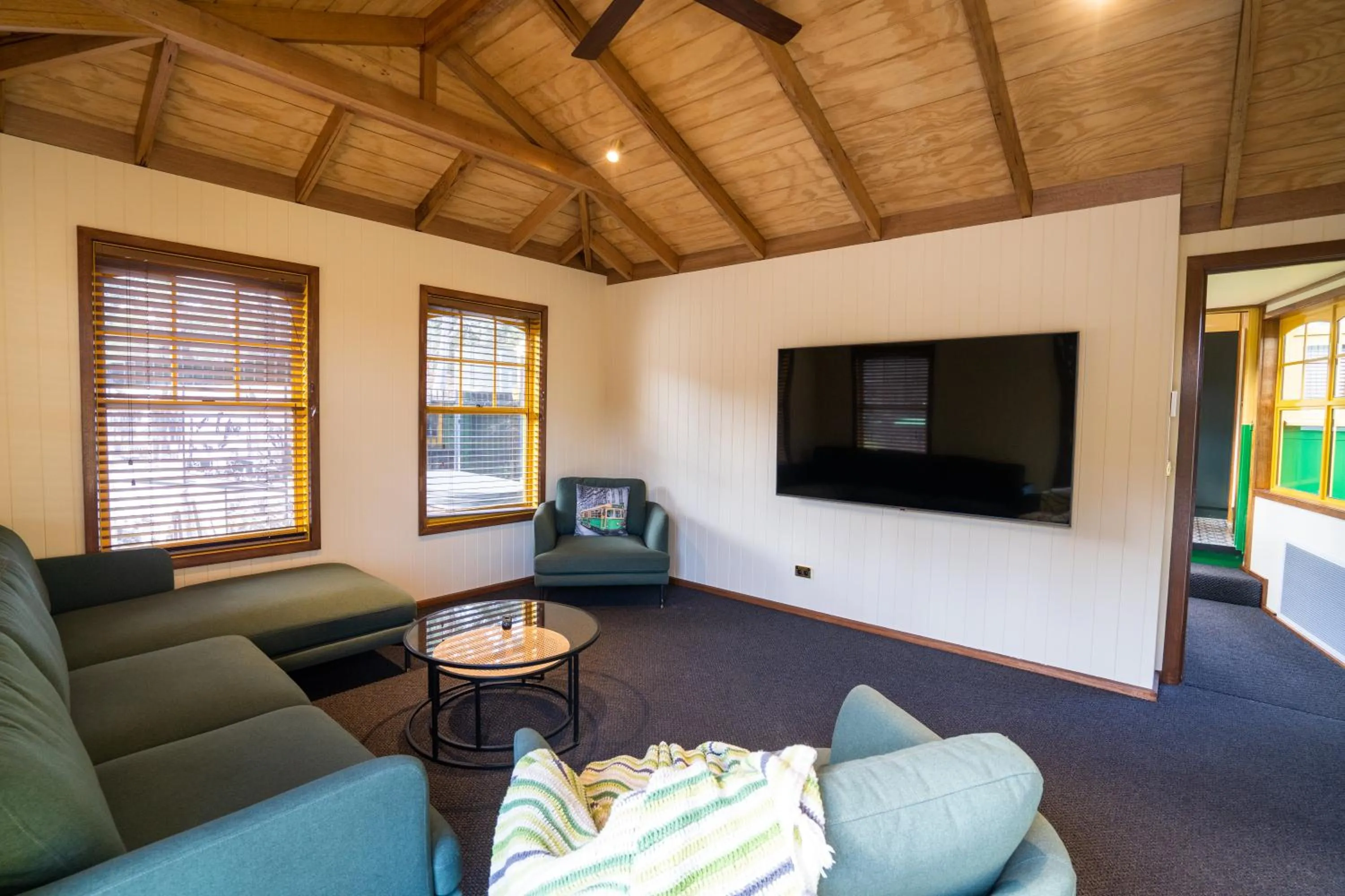 TV and multimedia in BIG4 Yarra Valley Park Lane Holiday Park