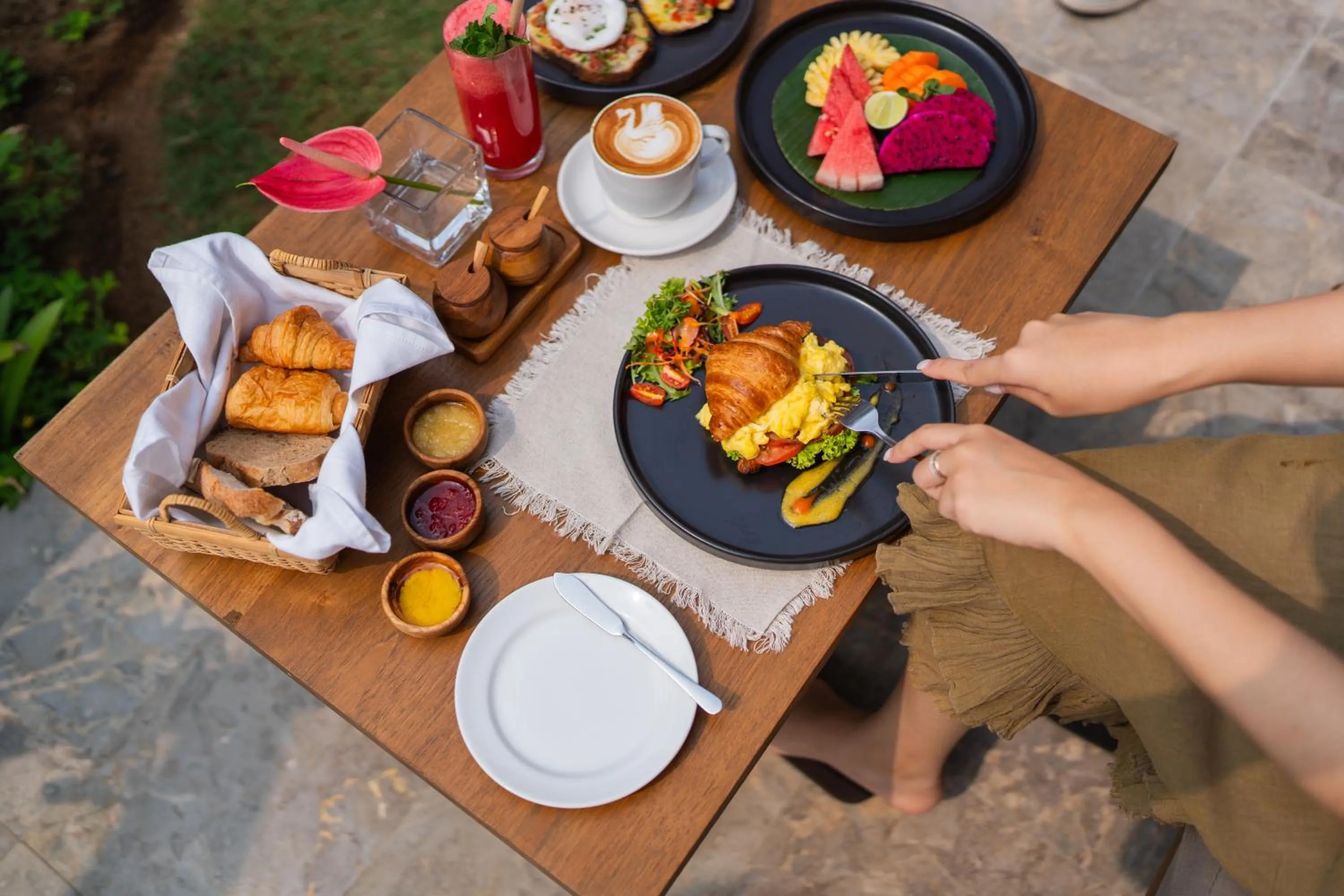 Food and drinks in Ubud Mas Glamping Luxury Tent