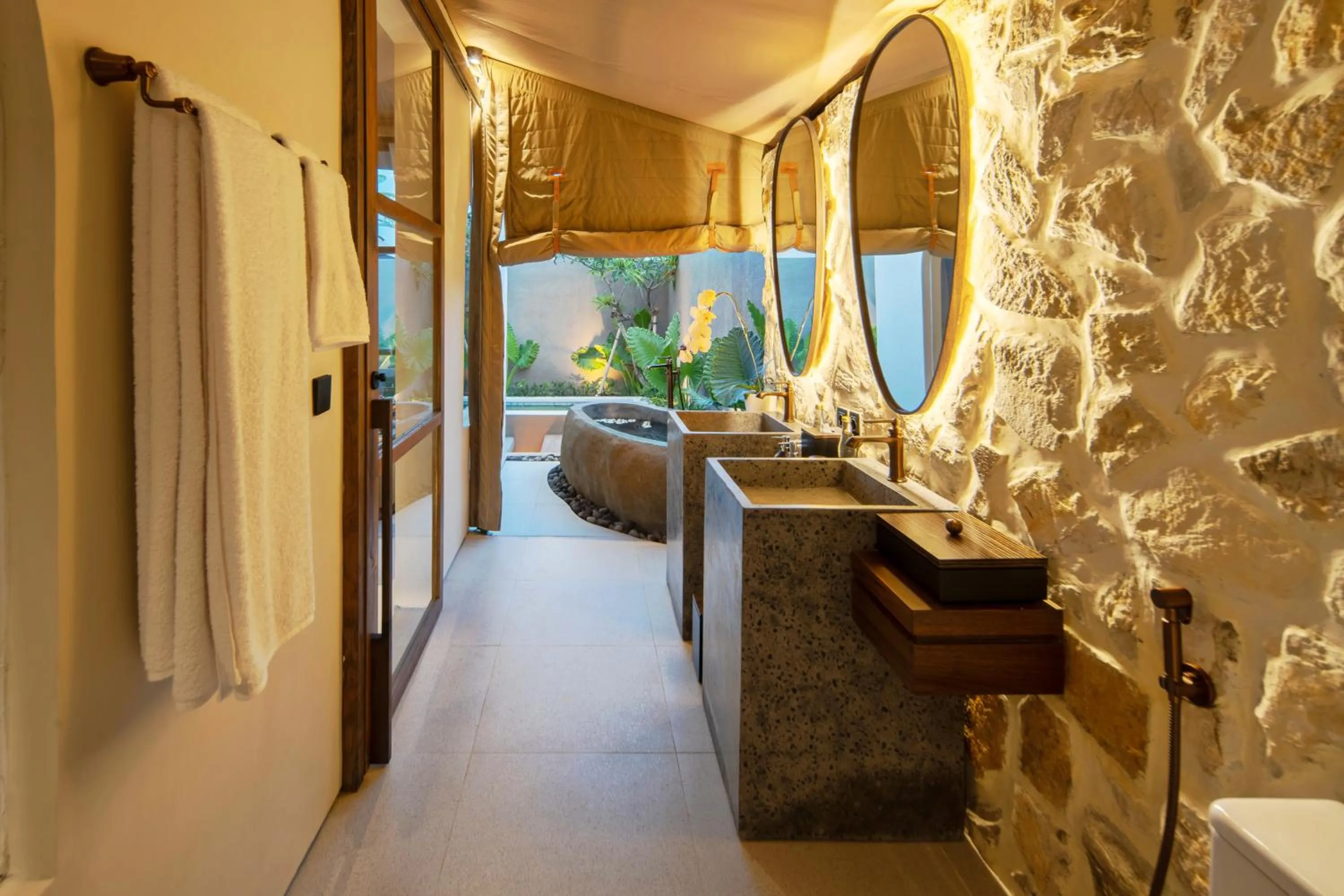 Bathroom in Ubud Mas Glamping Luxury Tent