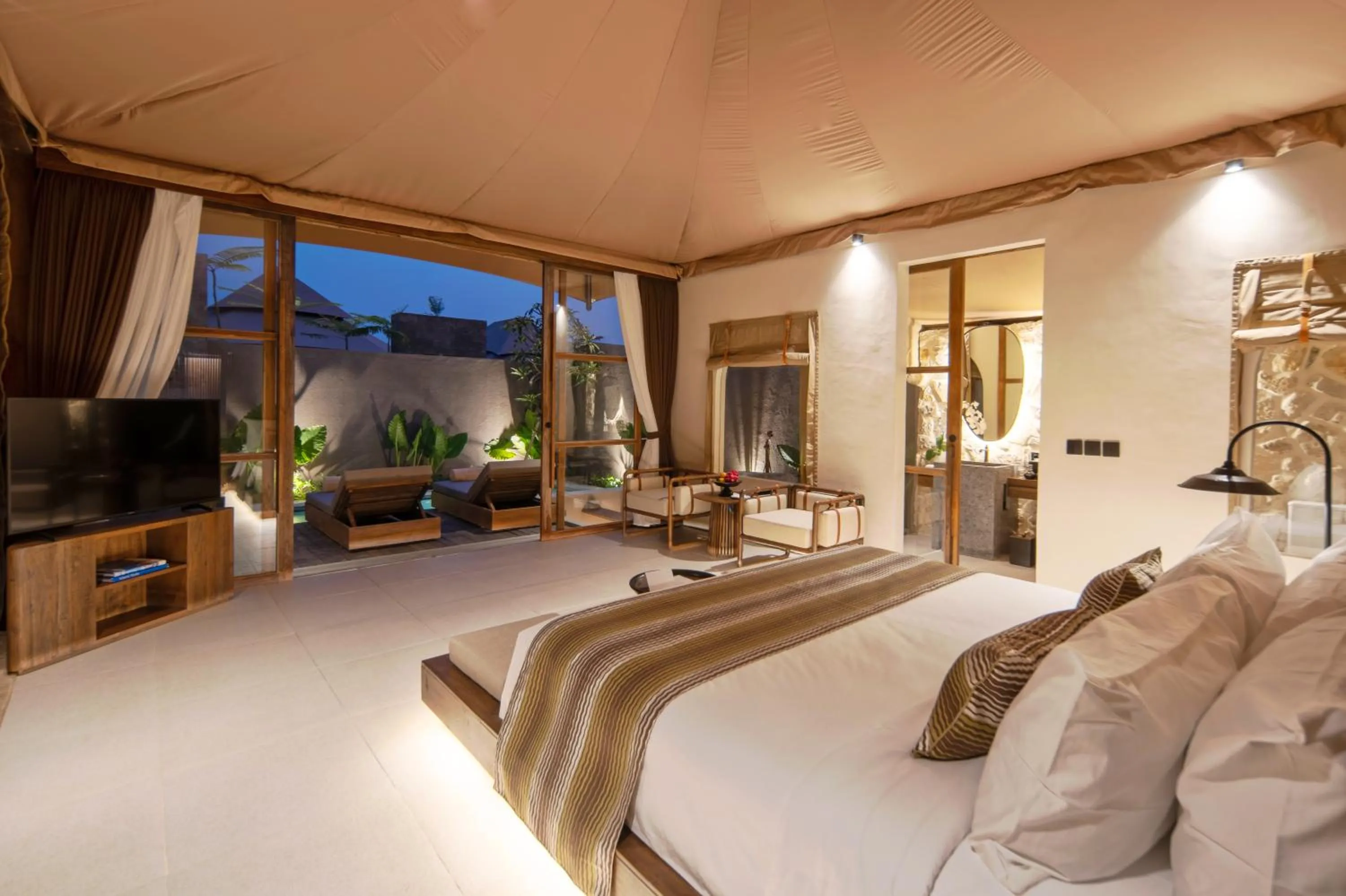 Bed in Ubud Mas Glamping Luxury Tent