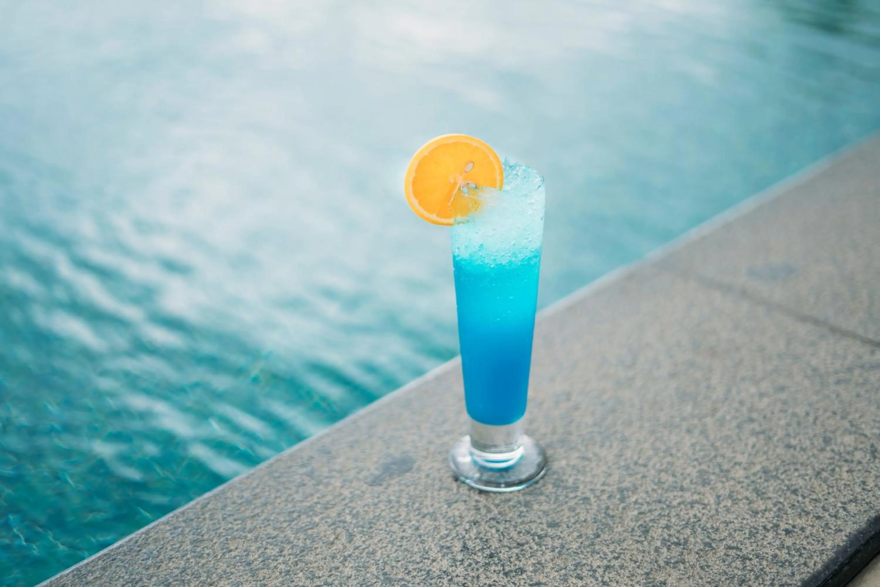 Drinks in The Panoramic Getaway