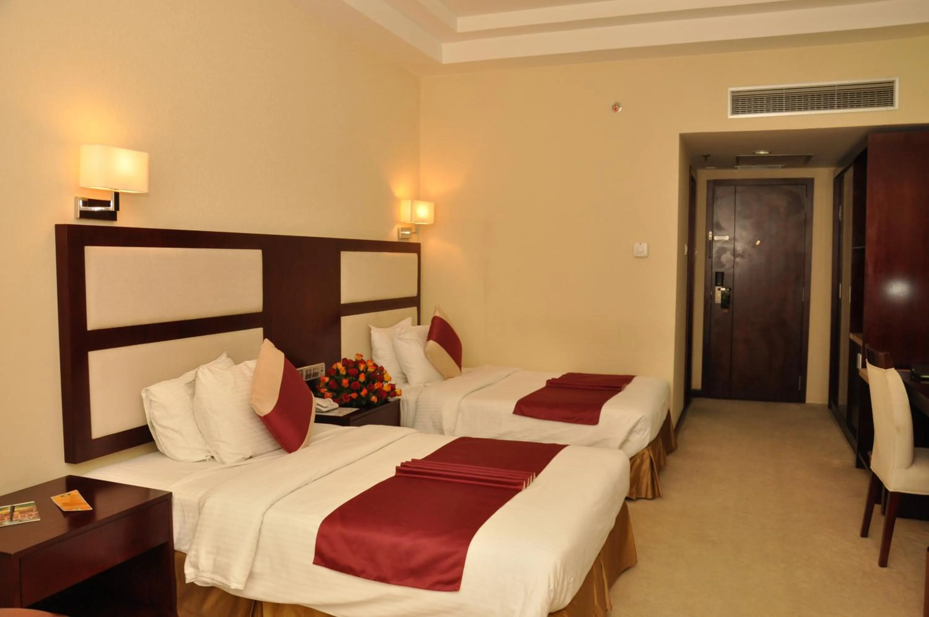 Bedroom, Bed in Harmony Hotel