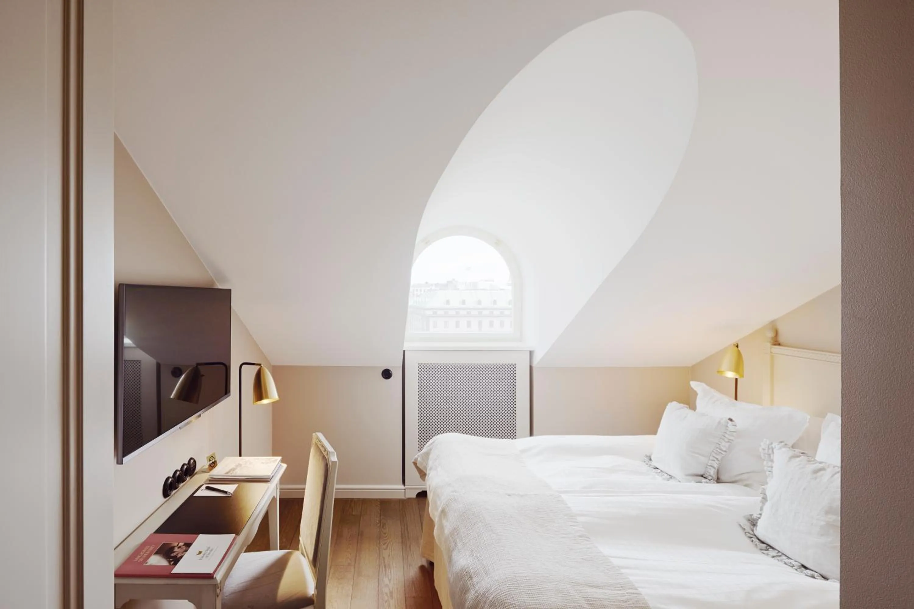 Bedroom, Bed in Hotel Kungsträdgården