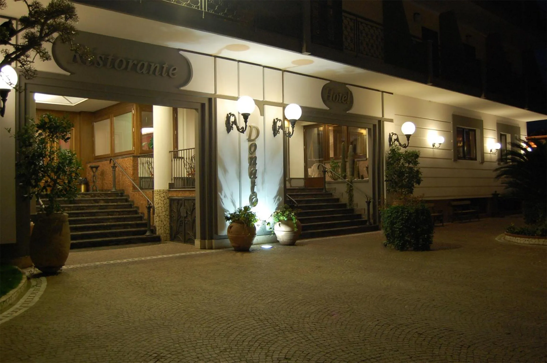 Property building in Hotel Ristorante Donato