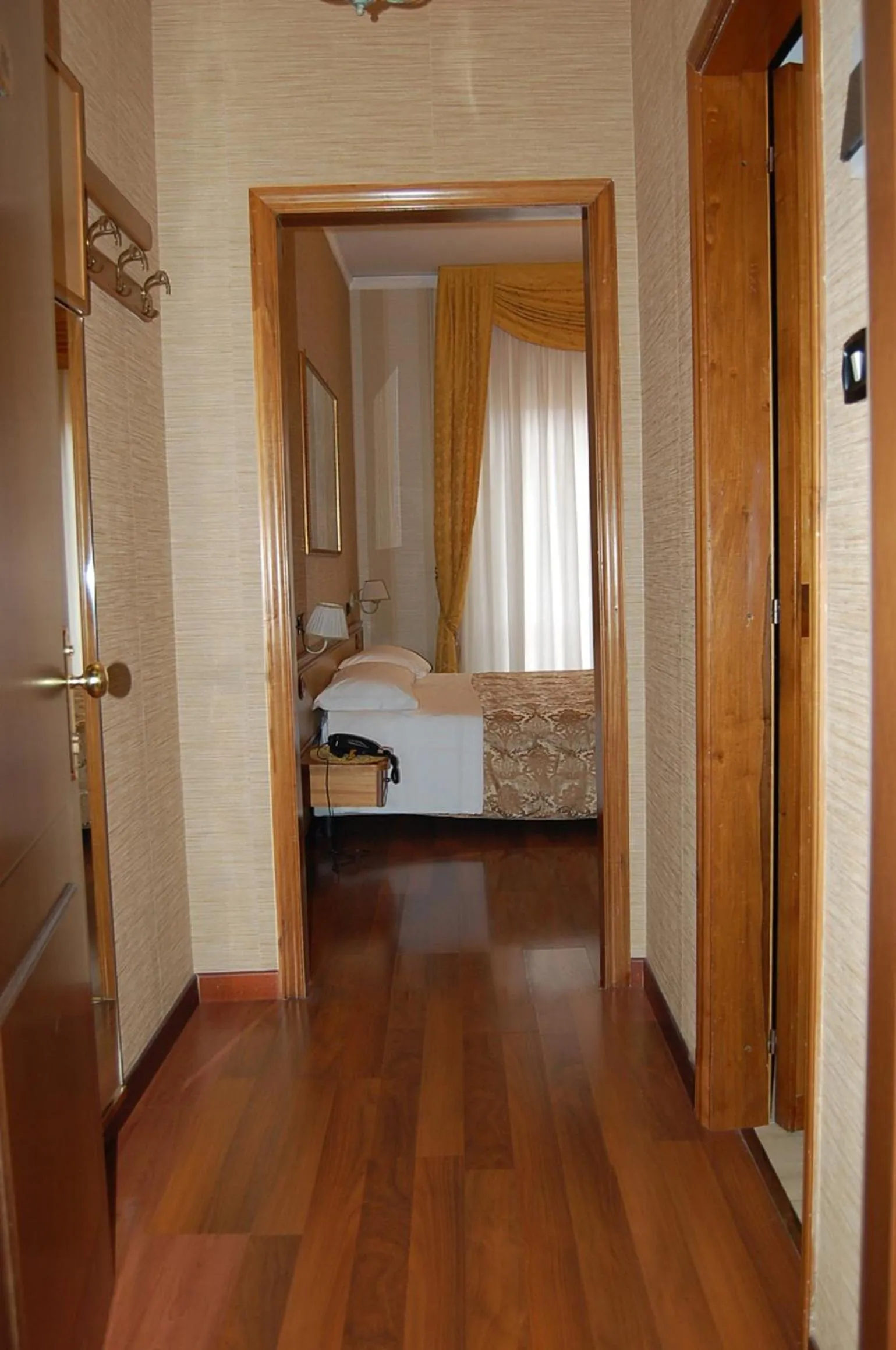 Seating area, Bed in Hotel Ristorante Donato