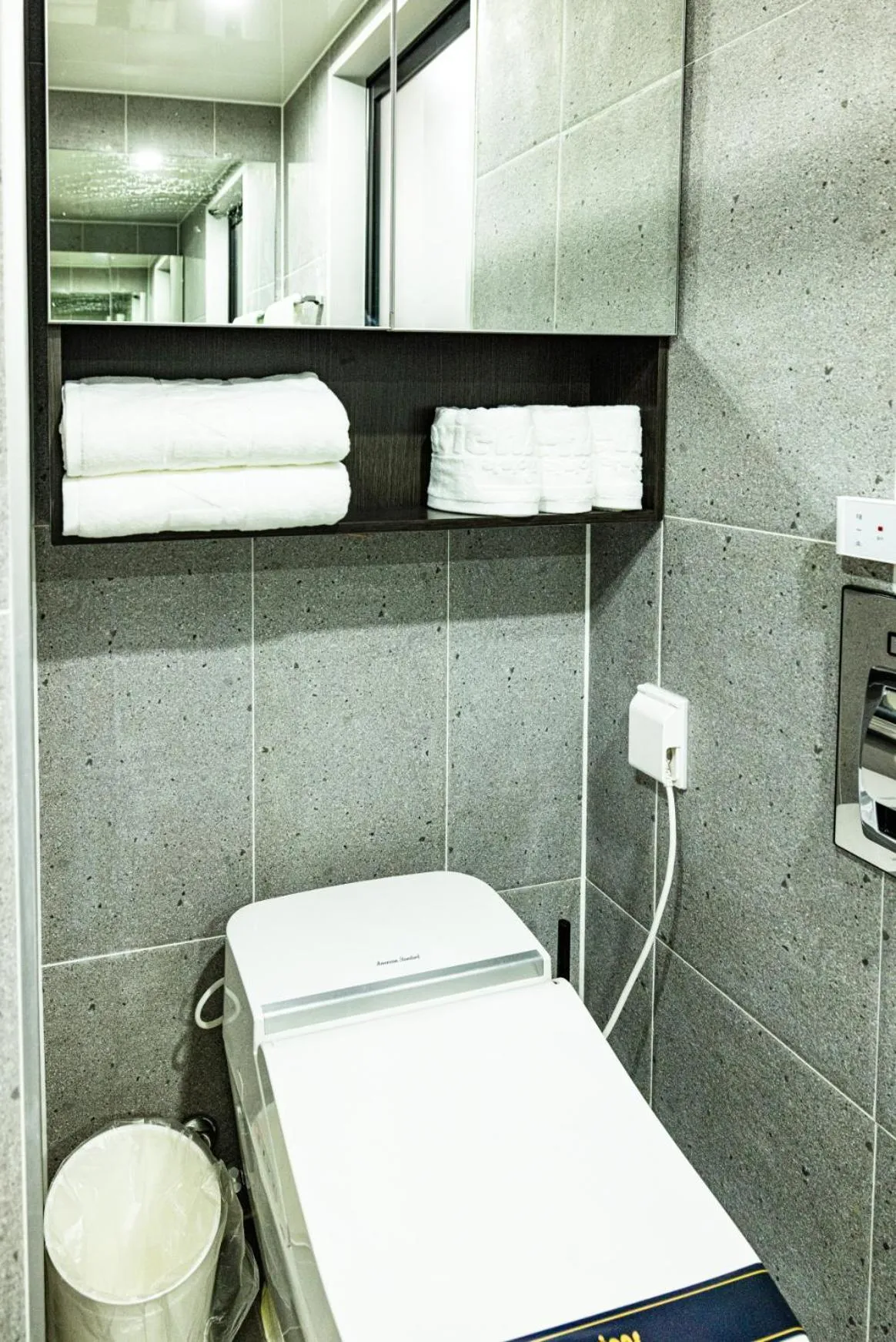 Bathroom in Raviens Haeundae Avenue