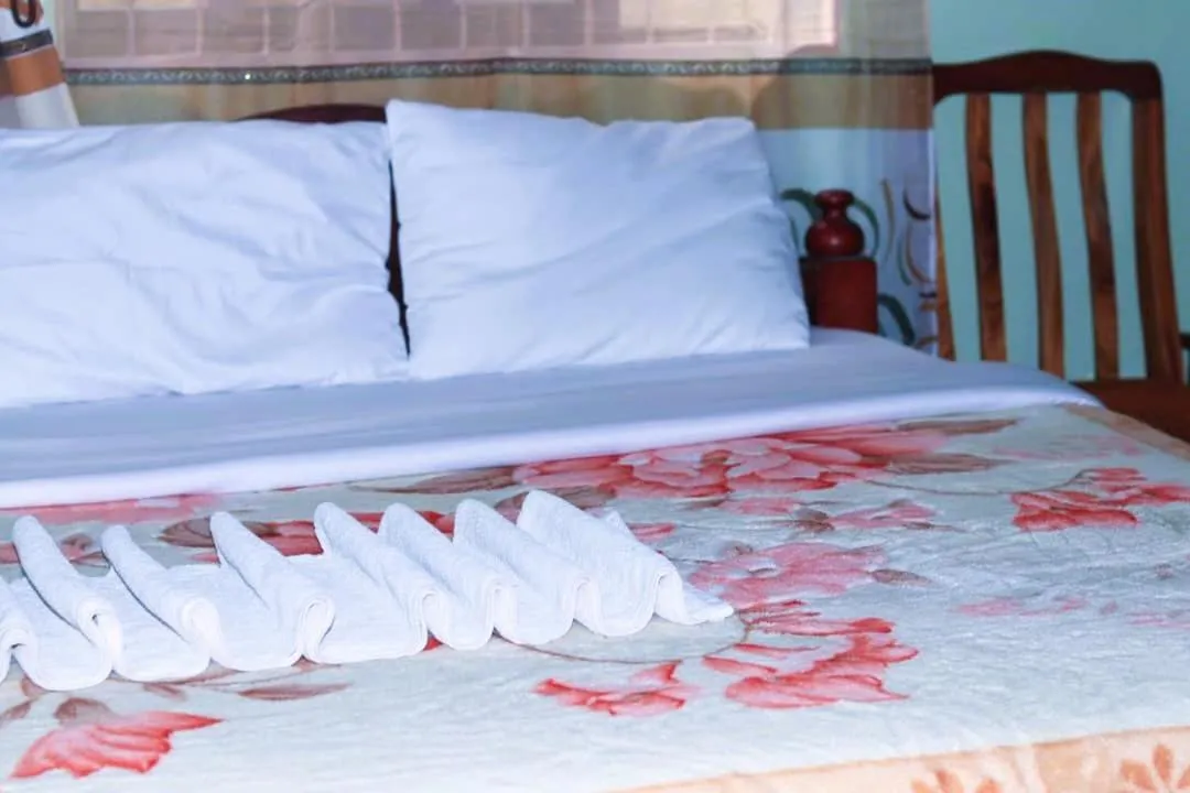 Bed in Bamboo Savannah