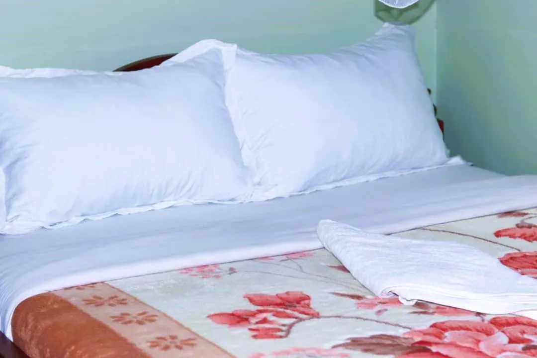 Bed in Bamboo Savannah