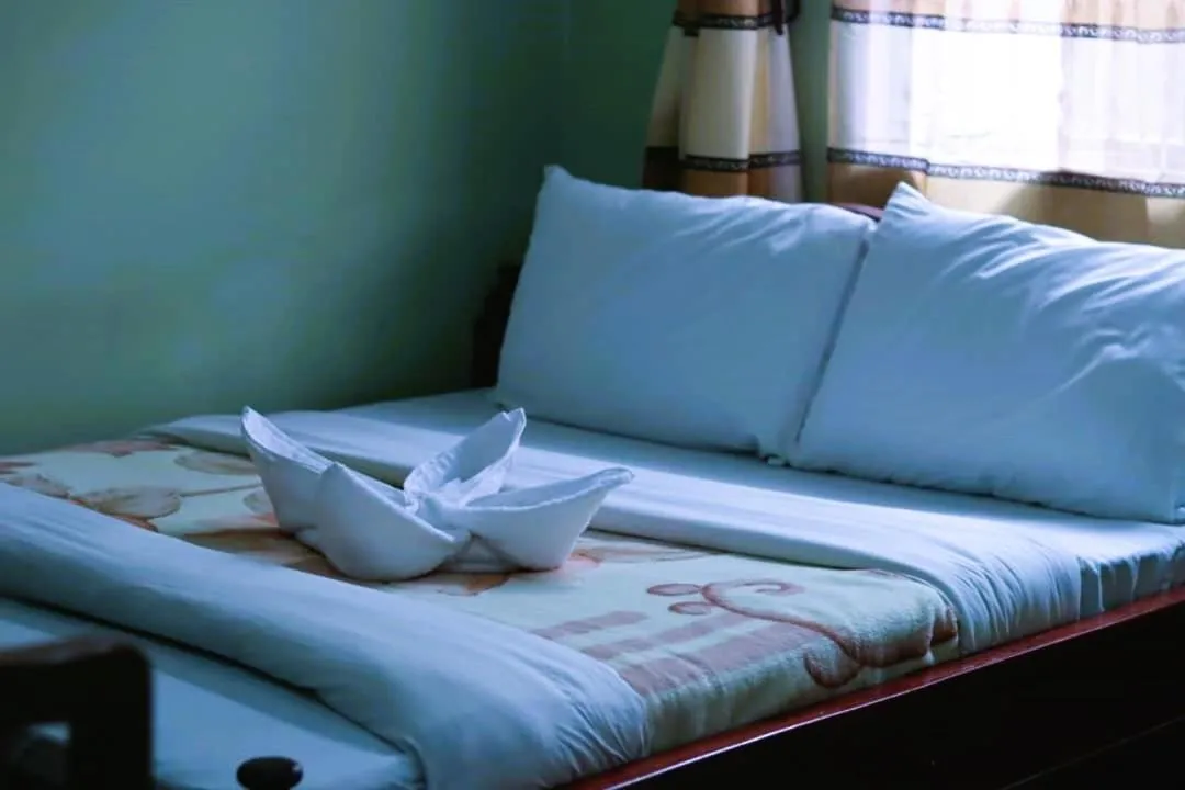 Bed in Bamboo Savannah