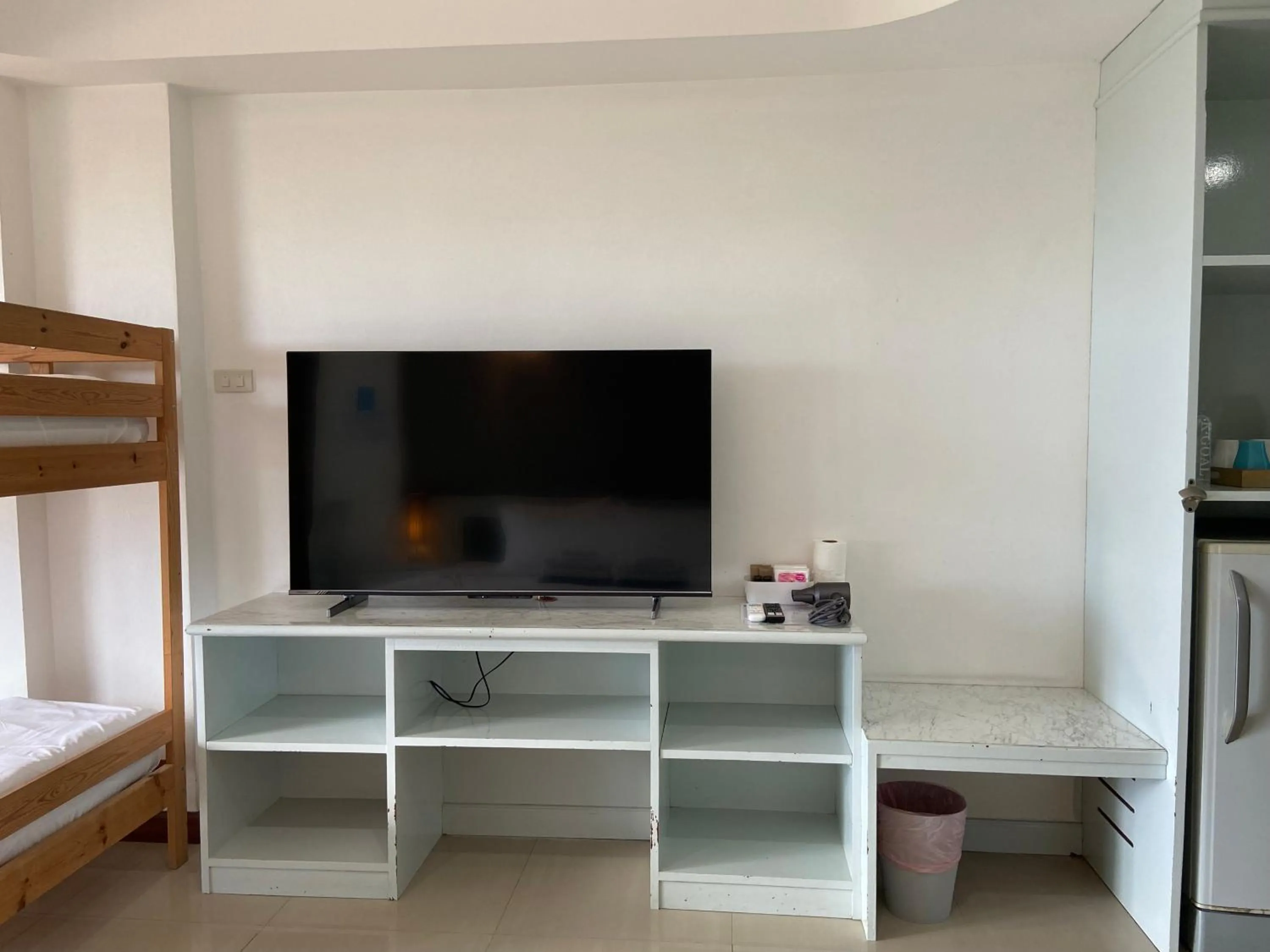 TV and multimedia, Bed in KP Seaview Jomtien