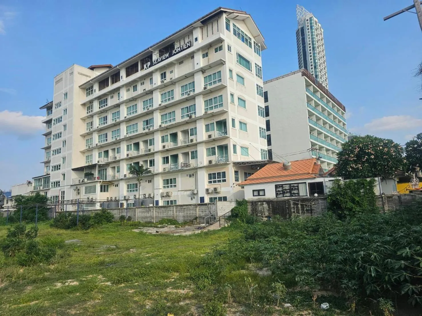 Property building in KP Seaview Jomtien