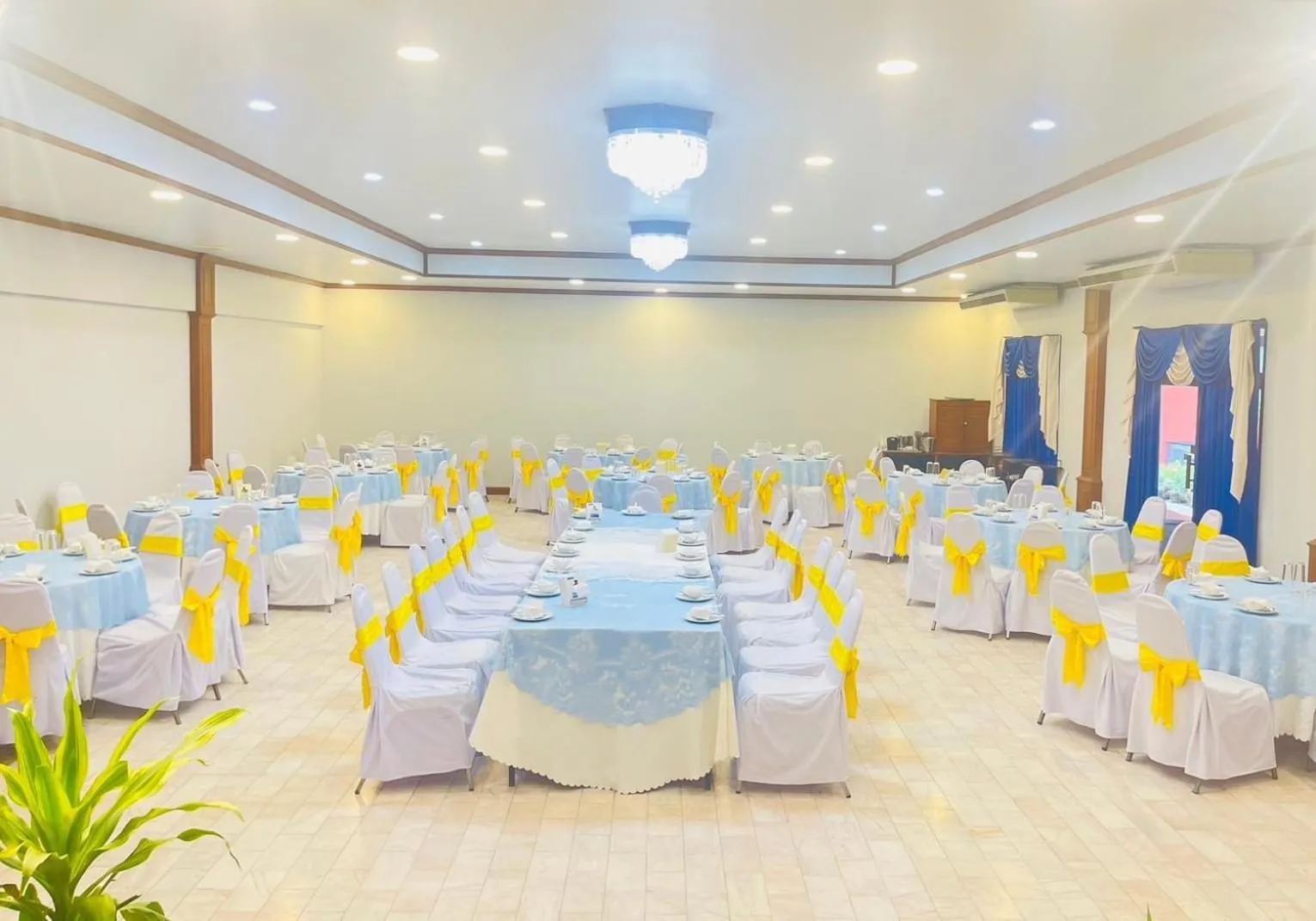 Meeting/conference room in Chainatgrand Hotel