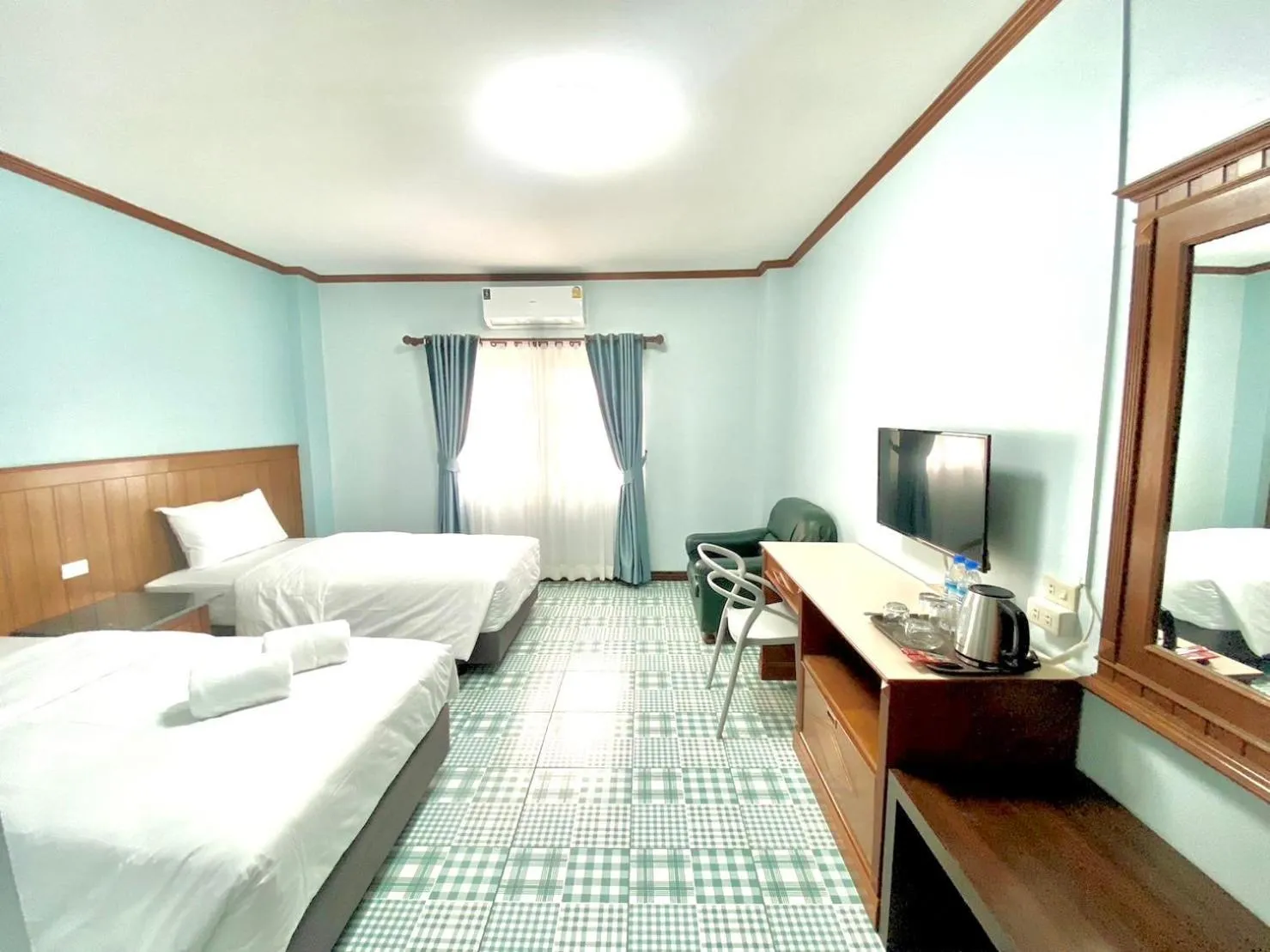 Bed in Chainatgrand Hotel