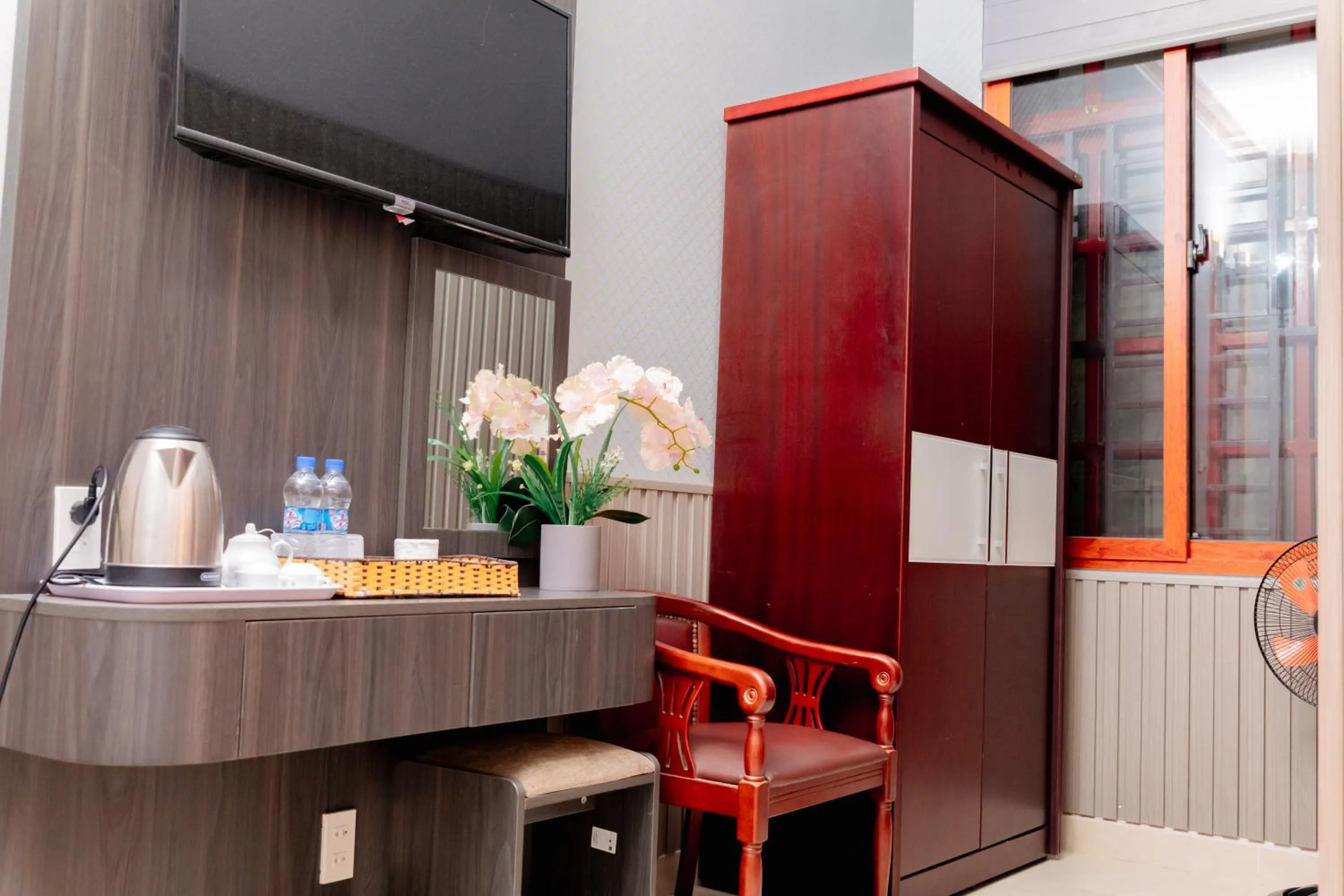 minibar in Hoang Long Hotel Da Lat City